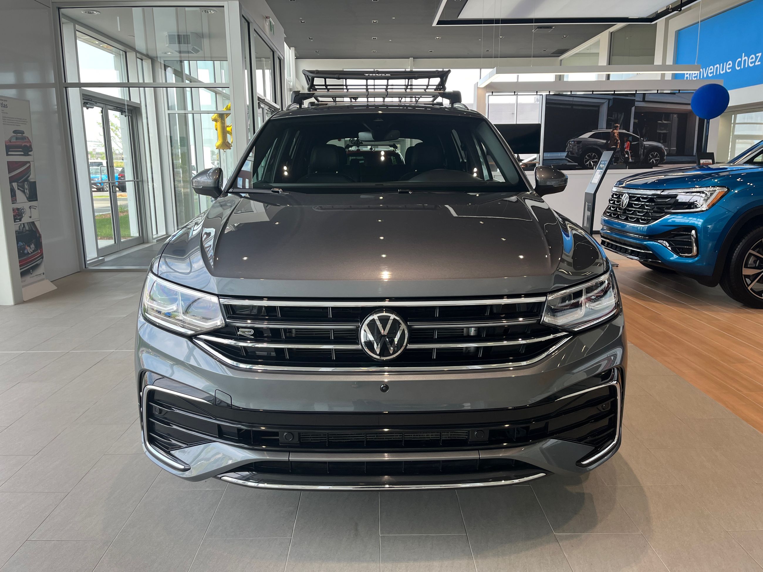 2024 Volkswagen Tiguan Highline R-Line + APPLE CARPLAY + CUIR + WOW ++