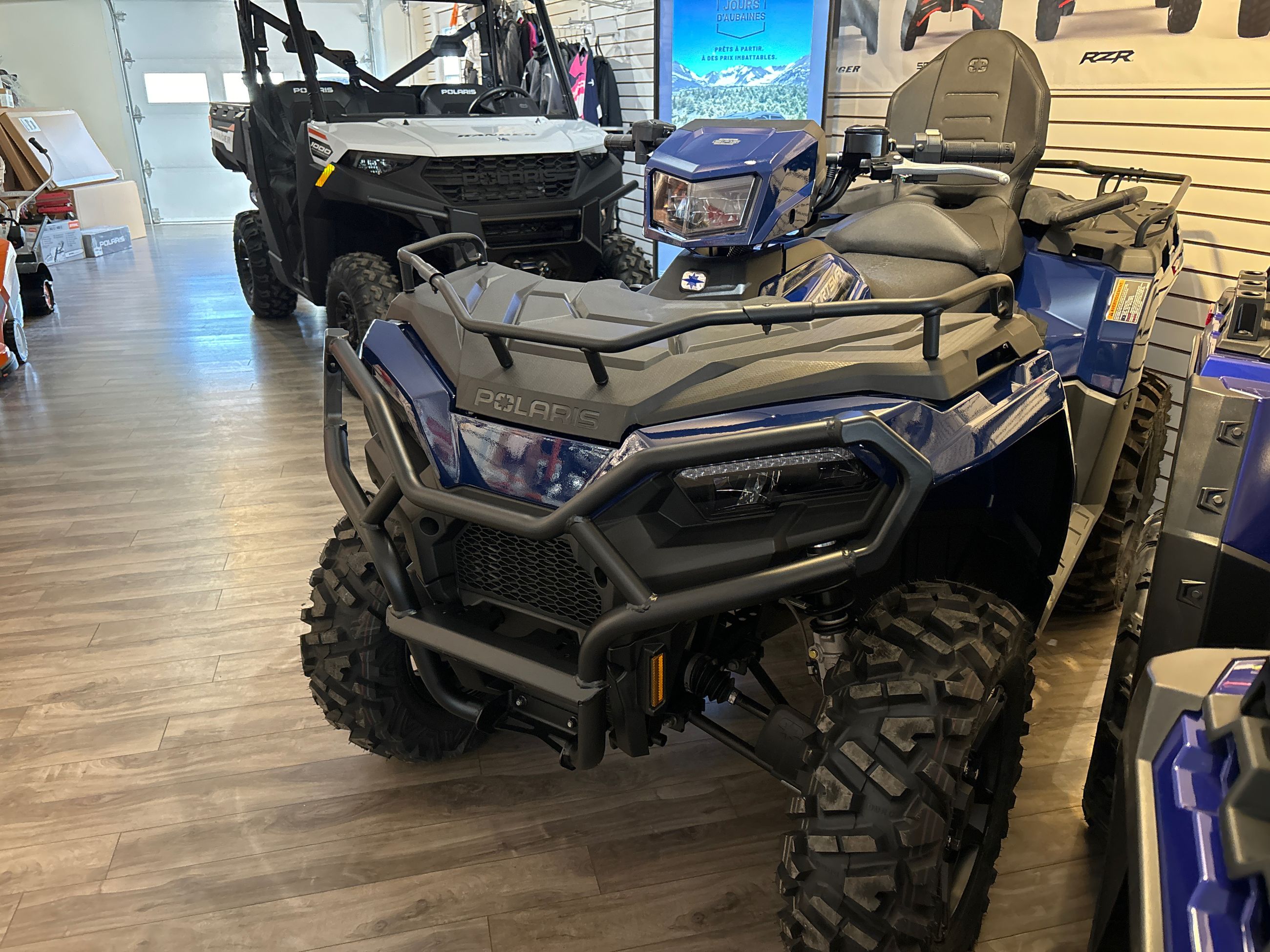 Polaris 570 SPMN TRG EPS,BLUE Premium 2025