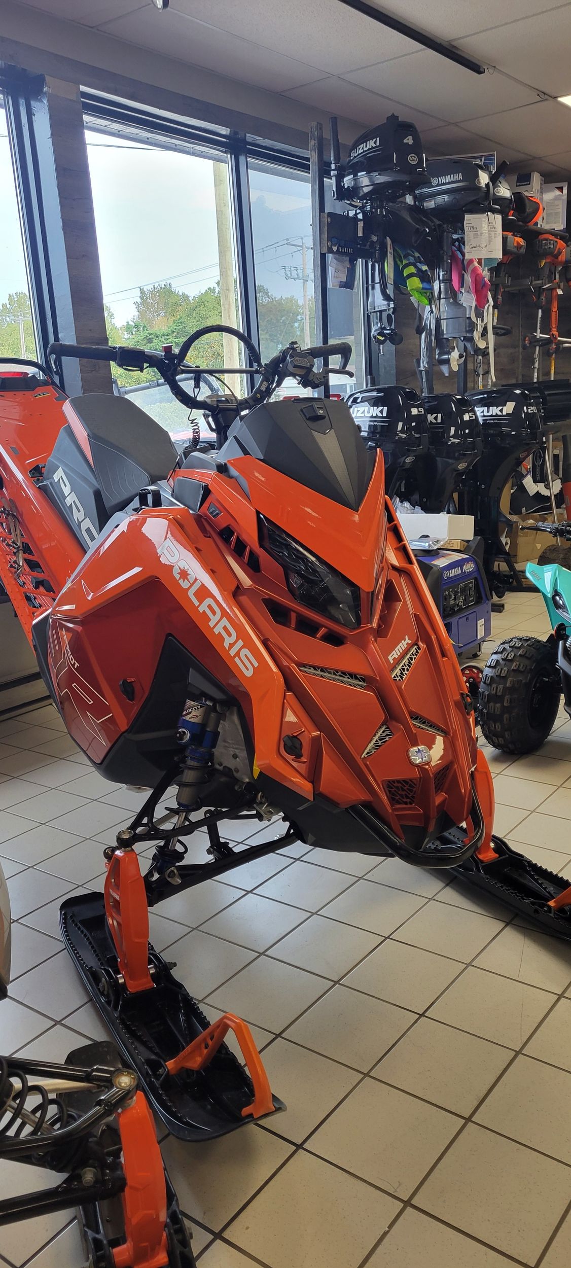 Polaris PRO RMK 155 9R Electric Start 2024