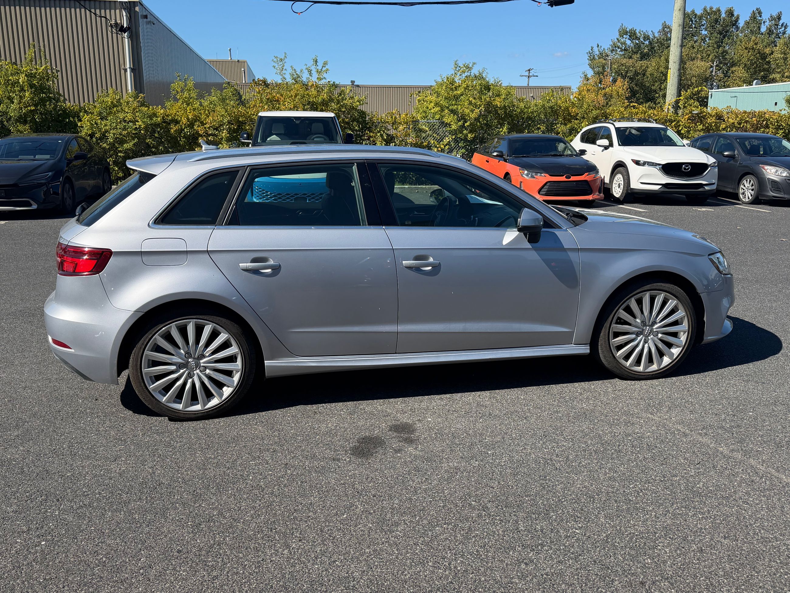 Photo Audi A3 e-tron Progressiv 2017 #3