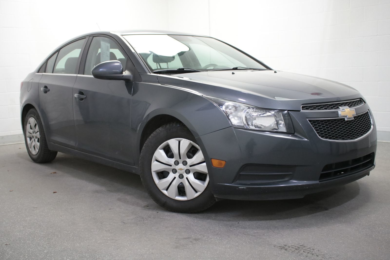 Chevrolet cruze 2013 хэтчбек