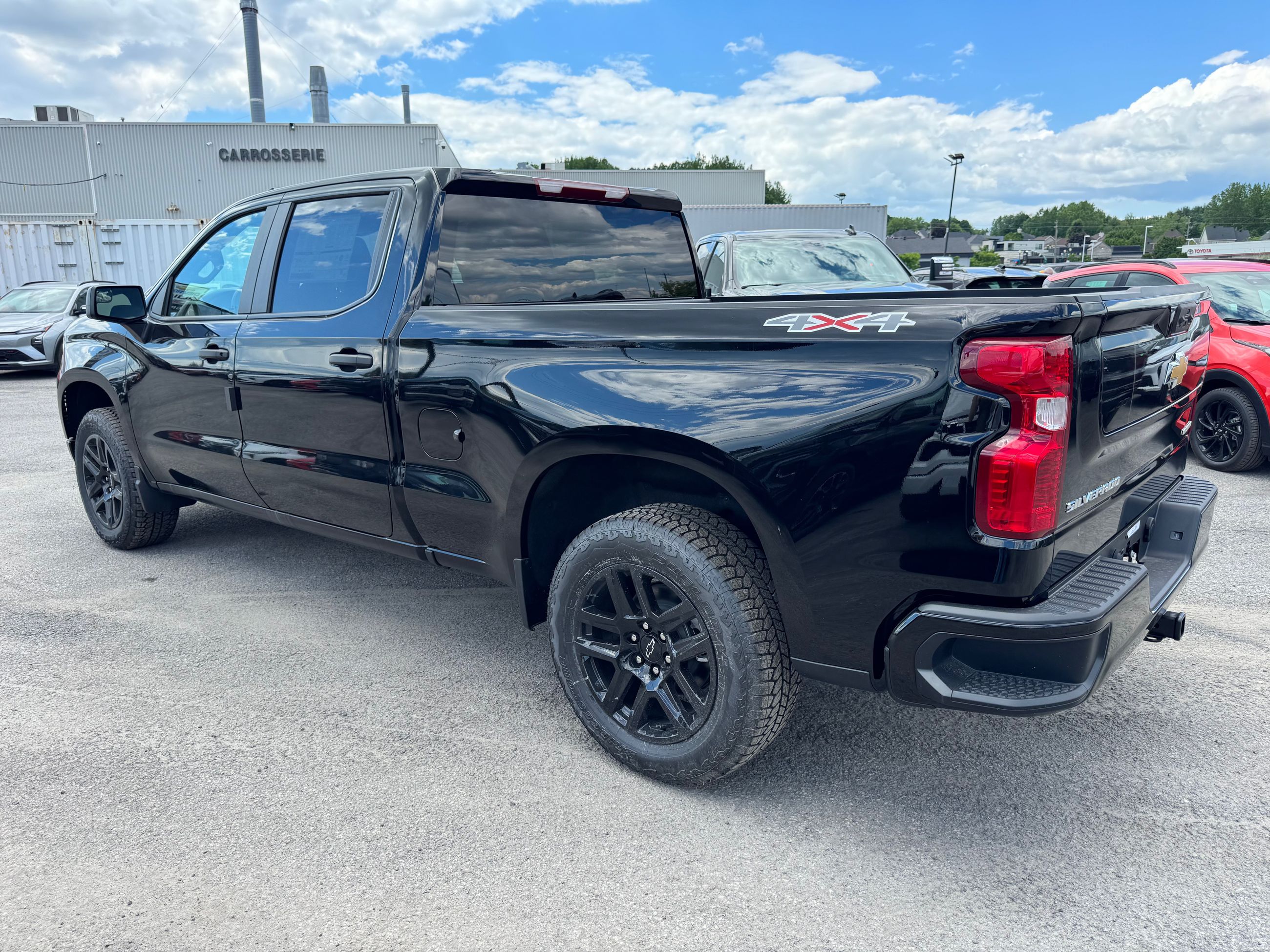 Photo Chevrolet Silverado 1500 Custom 2026 #3