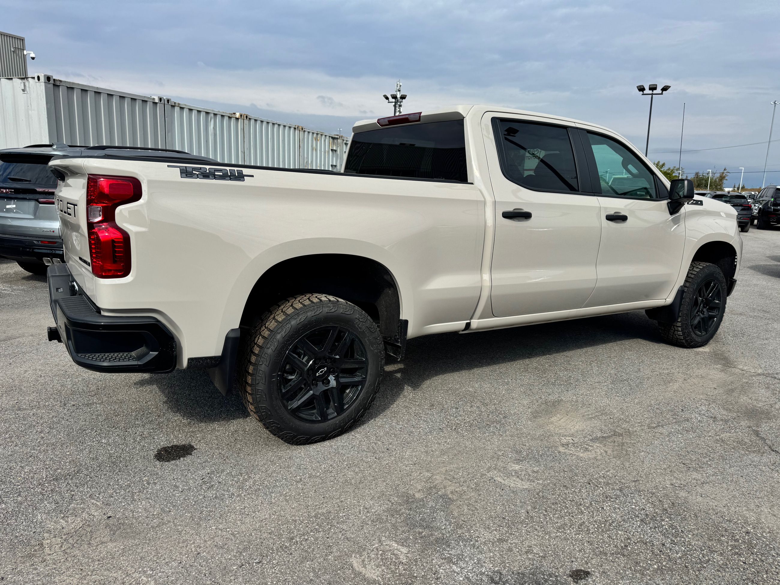 Photo 2026 Chevrolet Silverado 1500 Custom Trail Boss #4