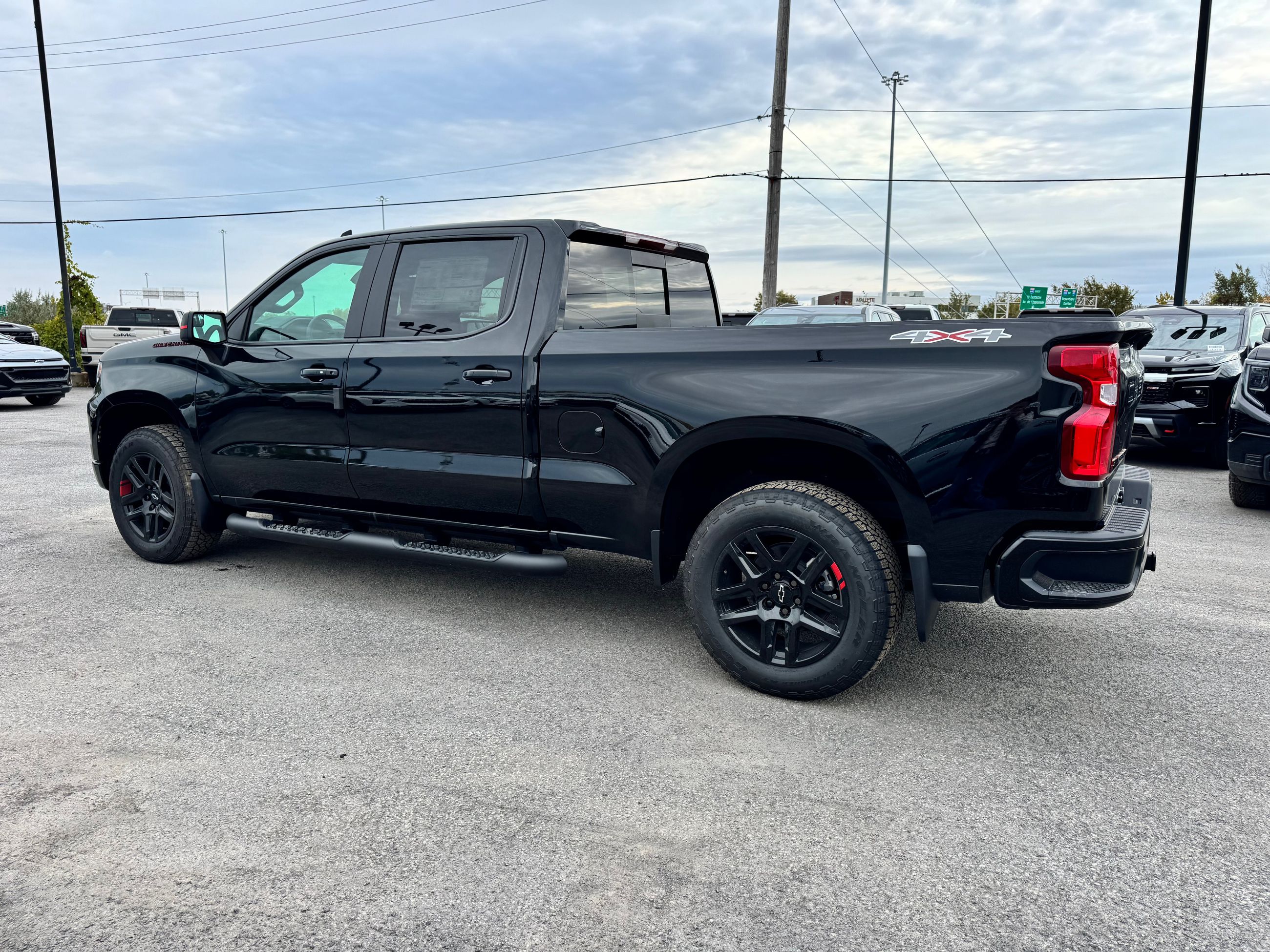 Photo Chevrolet Silverado 1500 RST 2026 #3