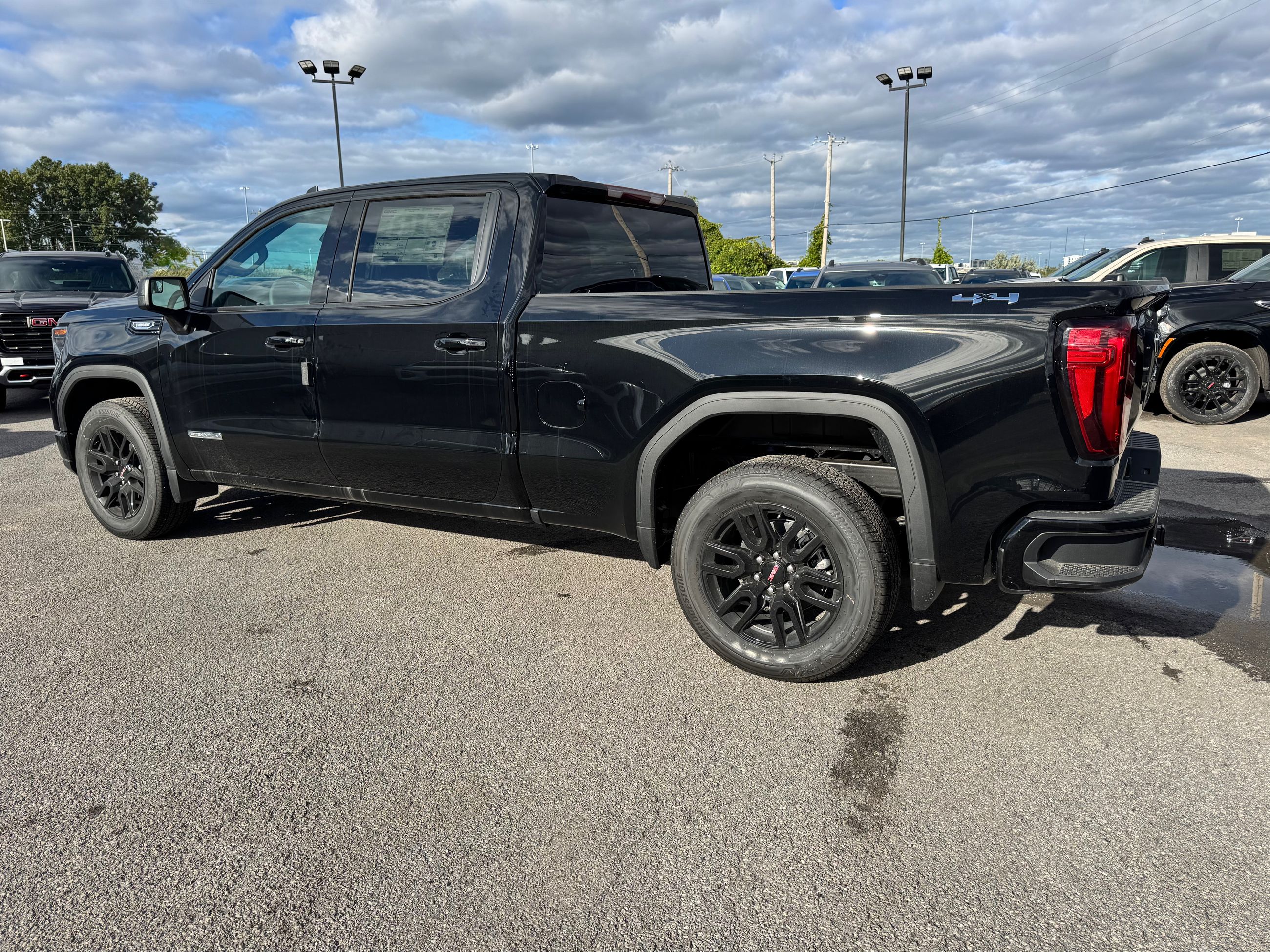 Photo 2026 GMC Sierra 1500 ELEVATION #3