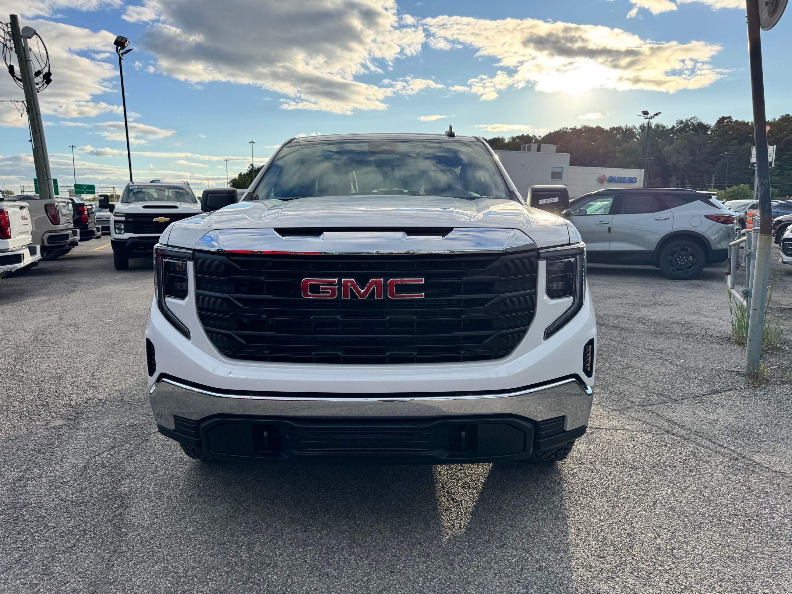 Photo 2026 GMC Sierra 1500 PRO #2