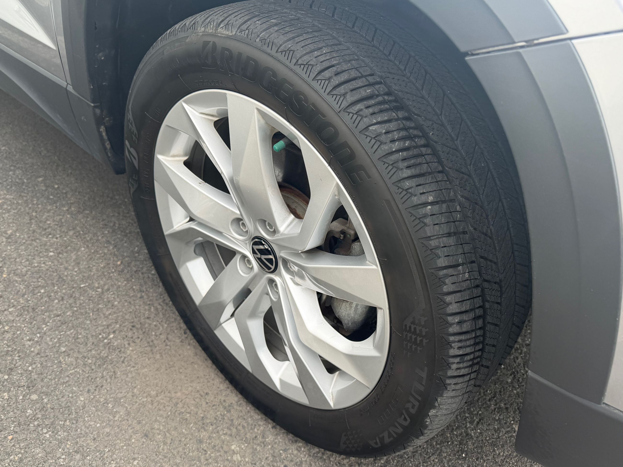 Photo 2023 Volkswagen Taos Trendline #4