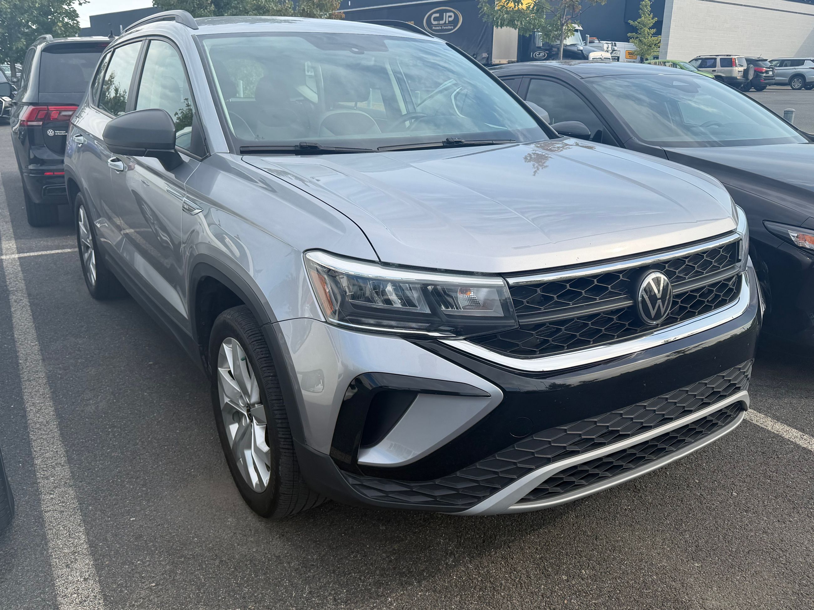 Photo 2023 Volkswagen Taos Trendline #3