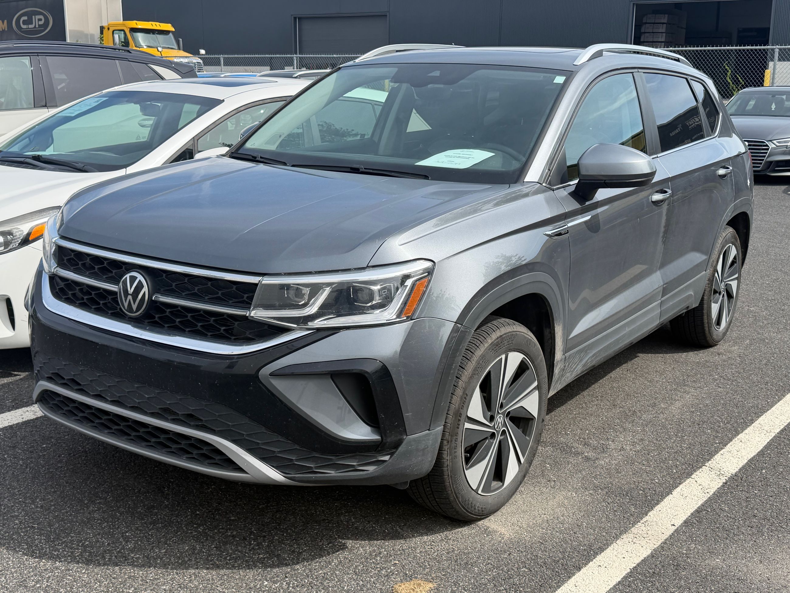 Photo 2024 Volkswagen Taos Highline #1