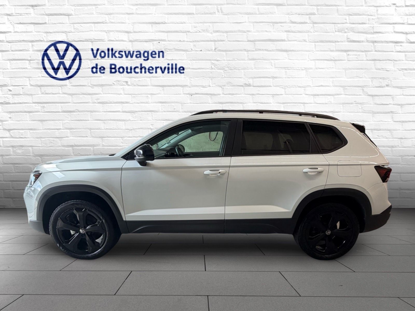 Photo 2025 Volkswagen Taos Comfortline Black Edition #2