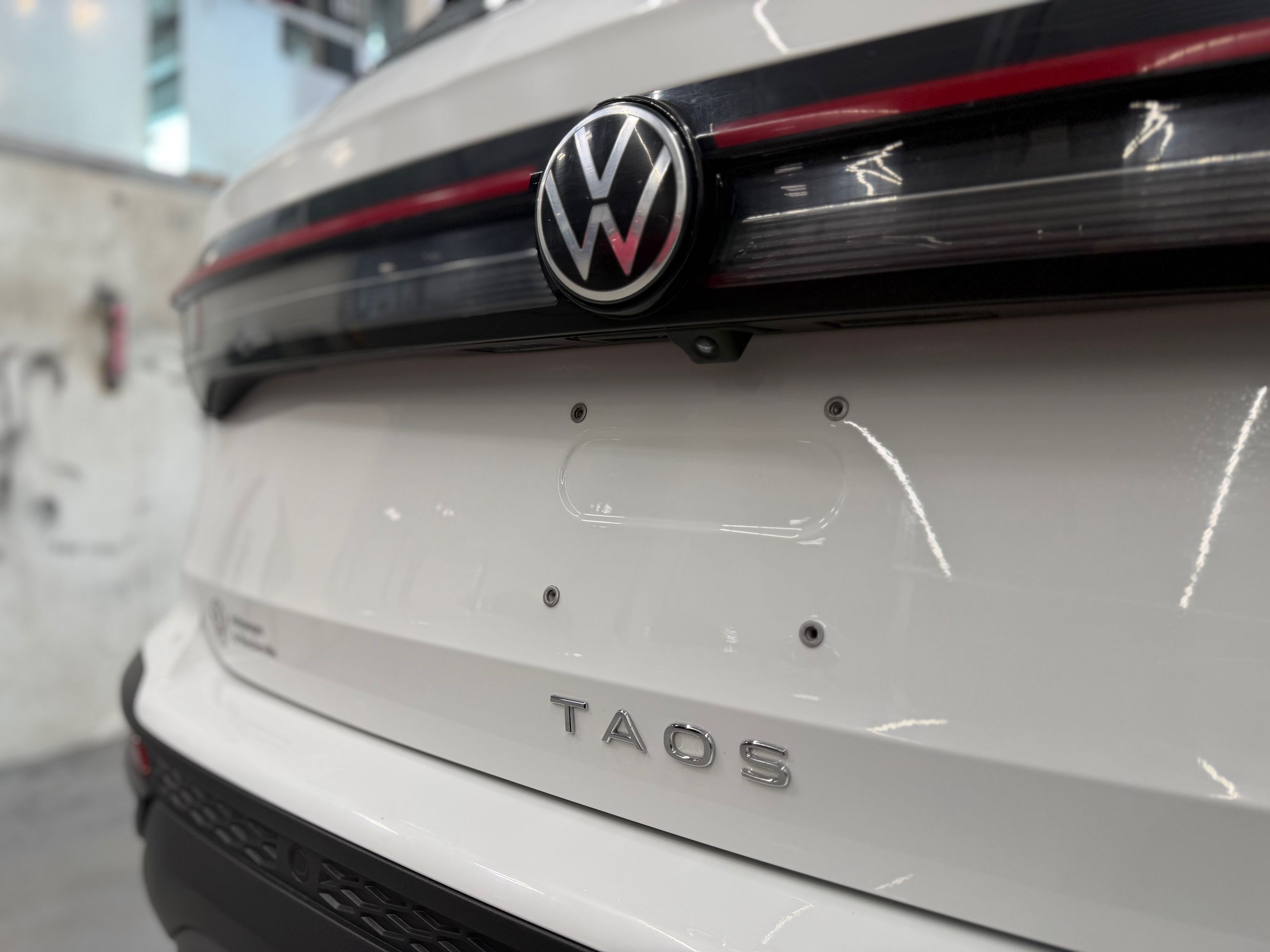 Photo 2025 Volkswagen Taos Comfortline Black Edition #8