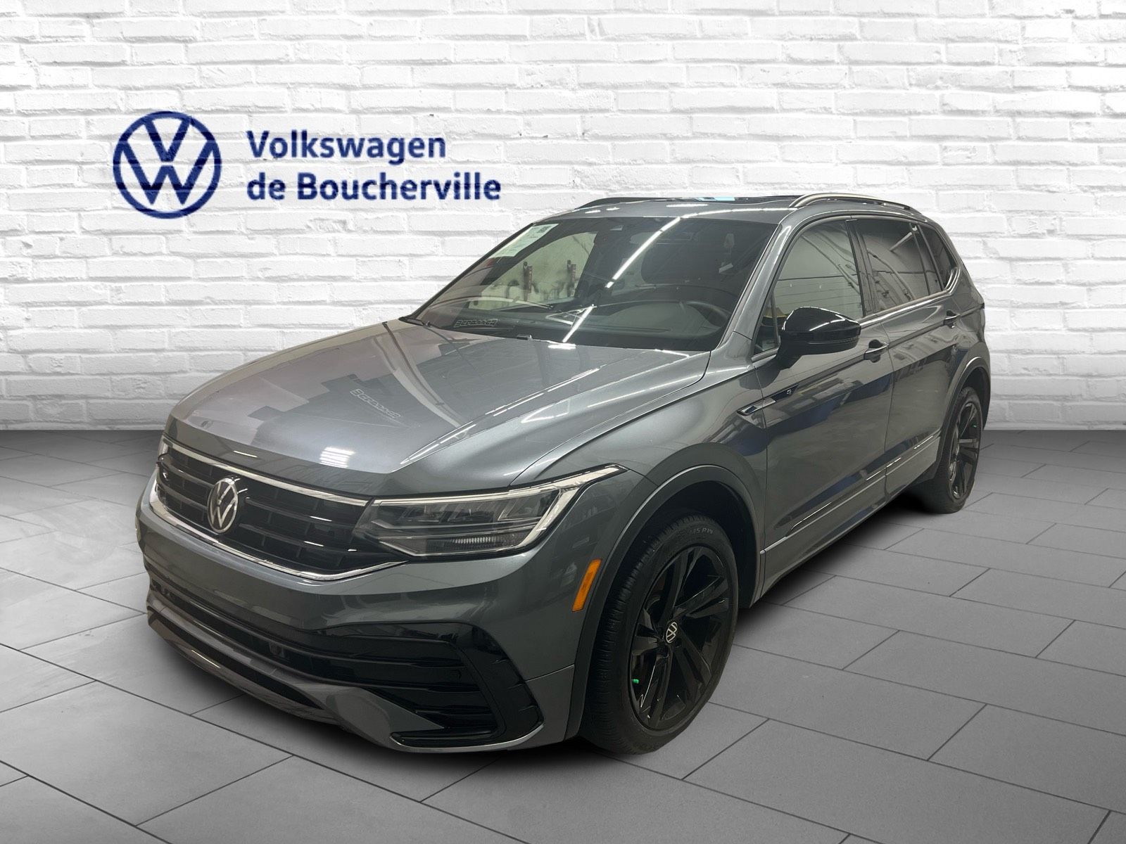 2023 Volkswagen Tiguan Comfortline R-Line Black Edition