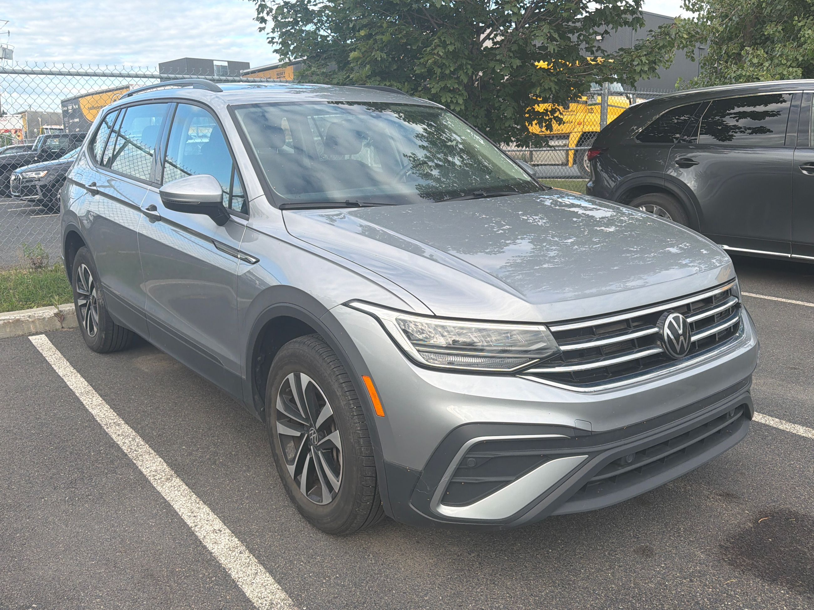 Photo 2024 Volkswagen Tiguan Trendline #3