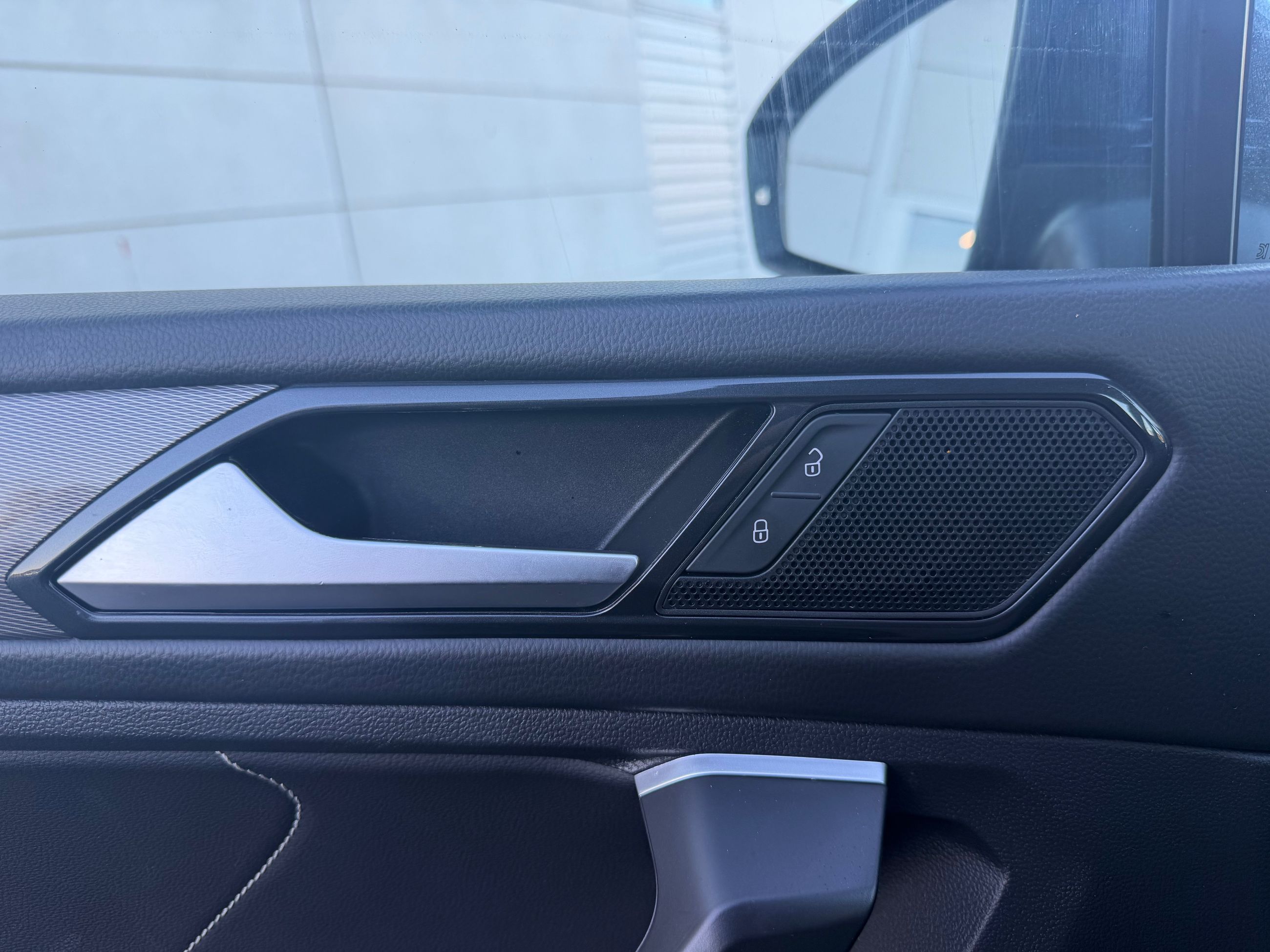 Photo Volkswagen Tiguan Comfortline 2024 #8