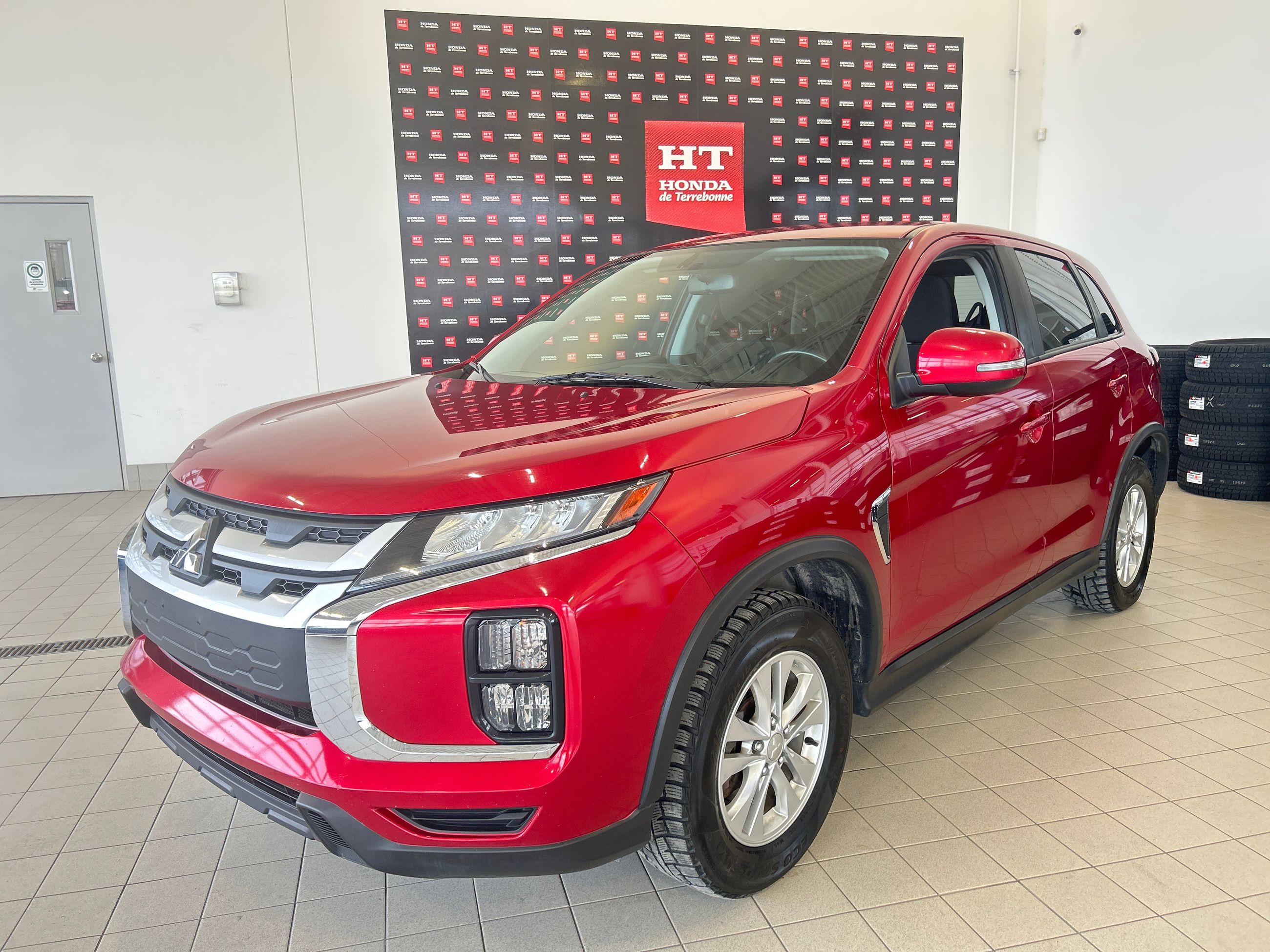 2022 Mitsubishi RVR SE
