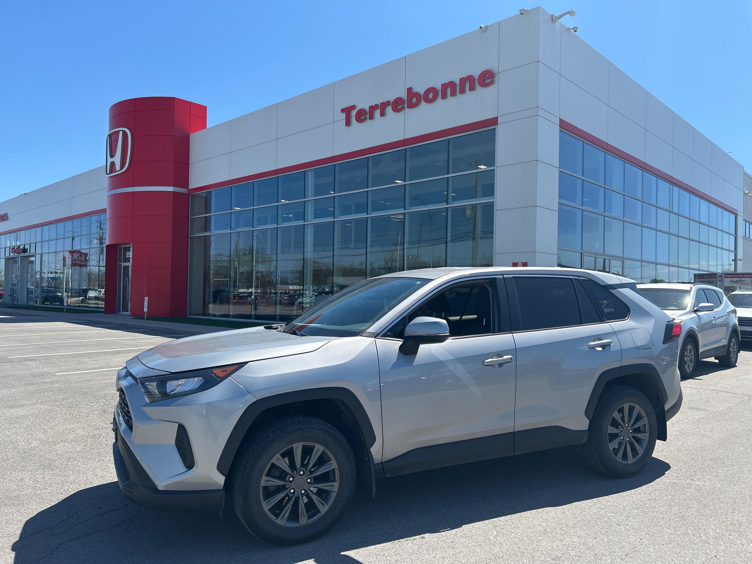 2022 Toyota RAV4 LE