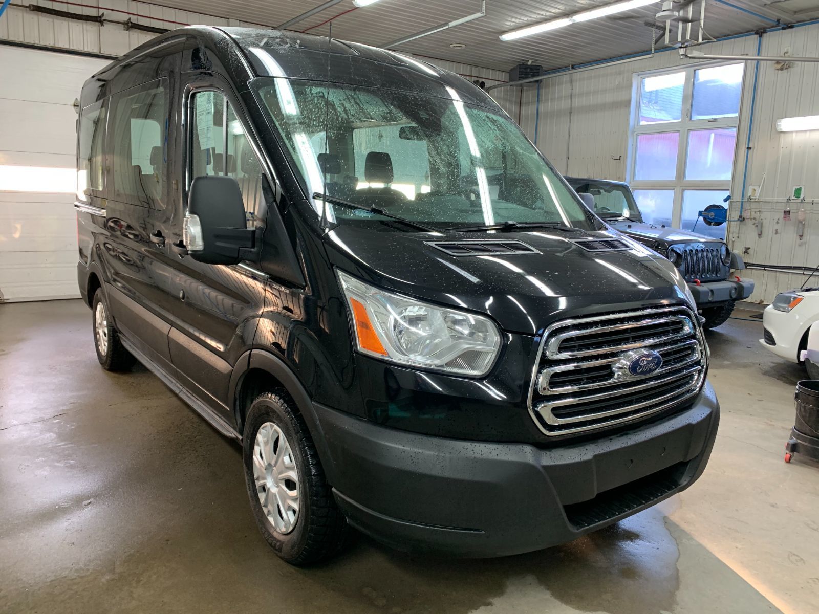 ford transit 8