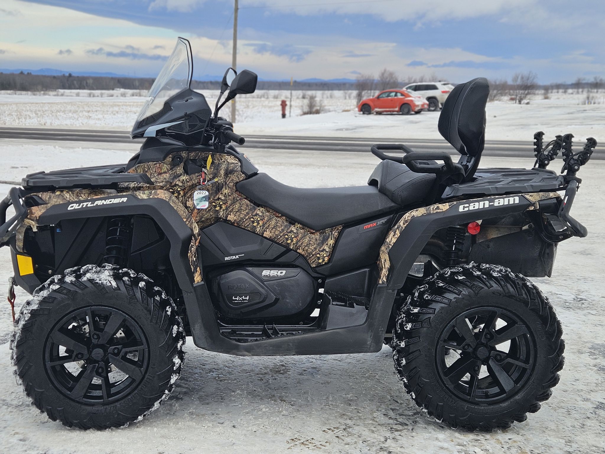 2022 Can-Am Outlander 650 MAX XT