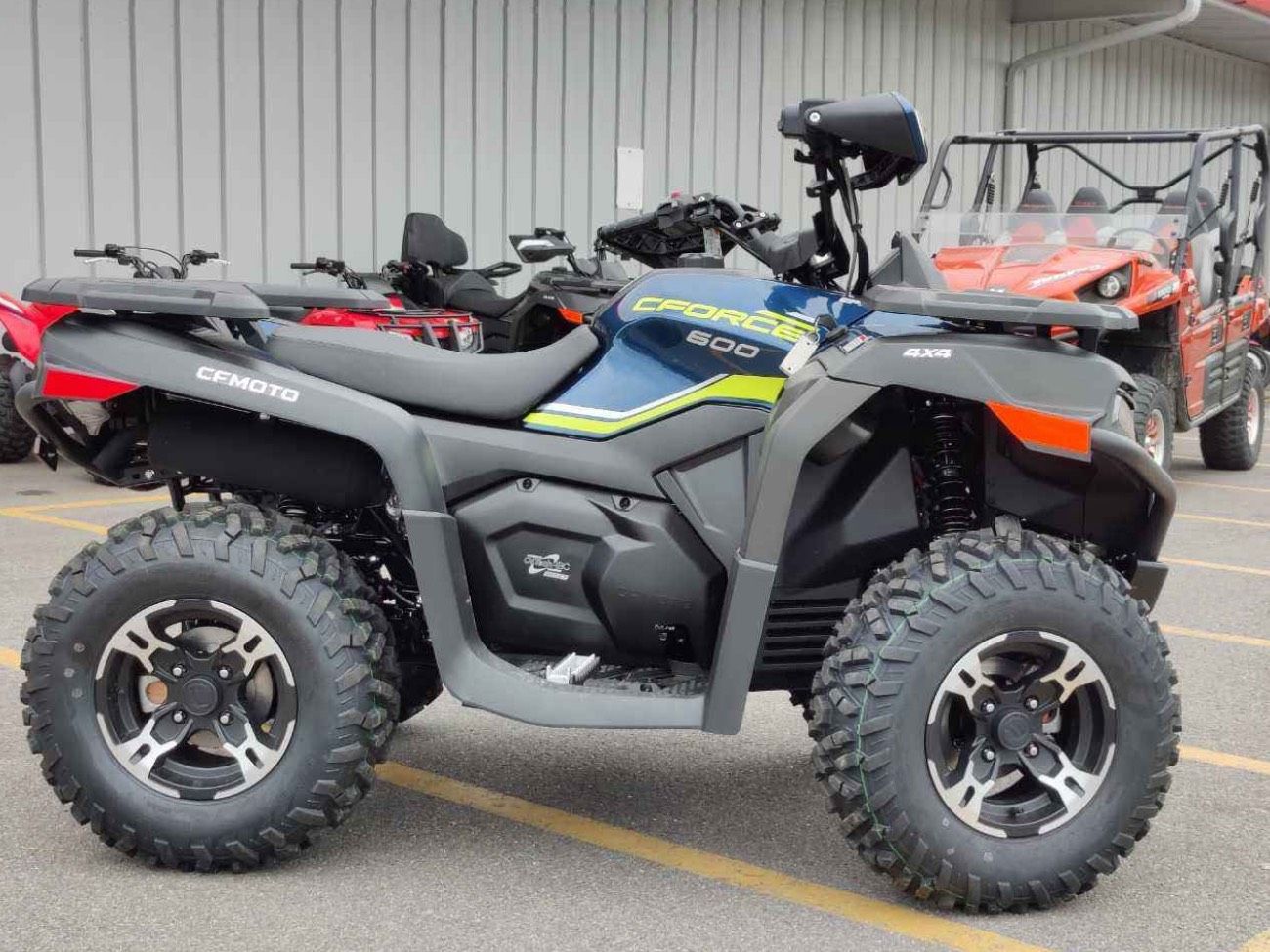 2025 CFMOTO CFORCE 600 EPS 1UP