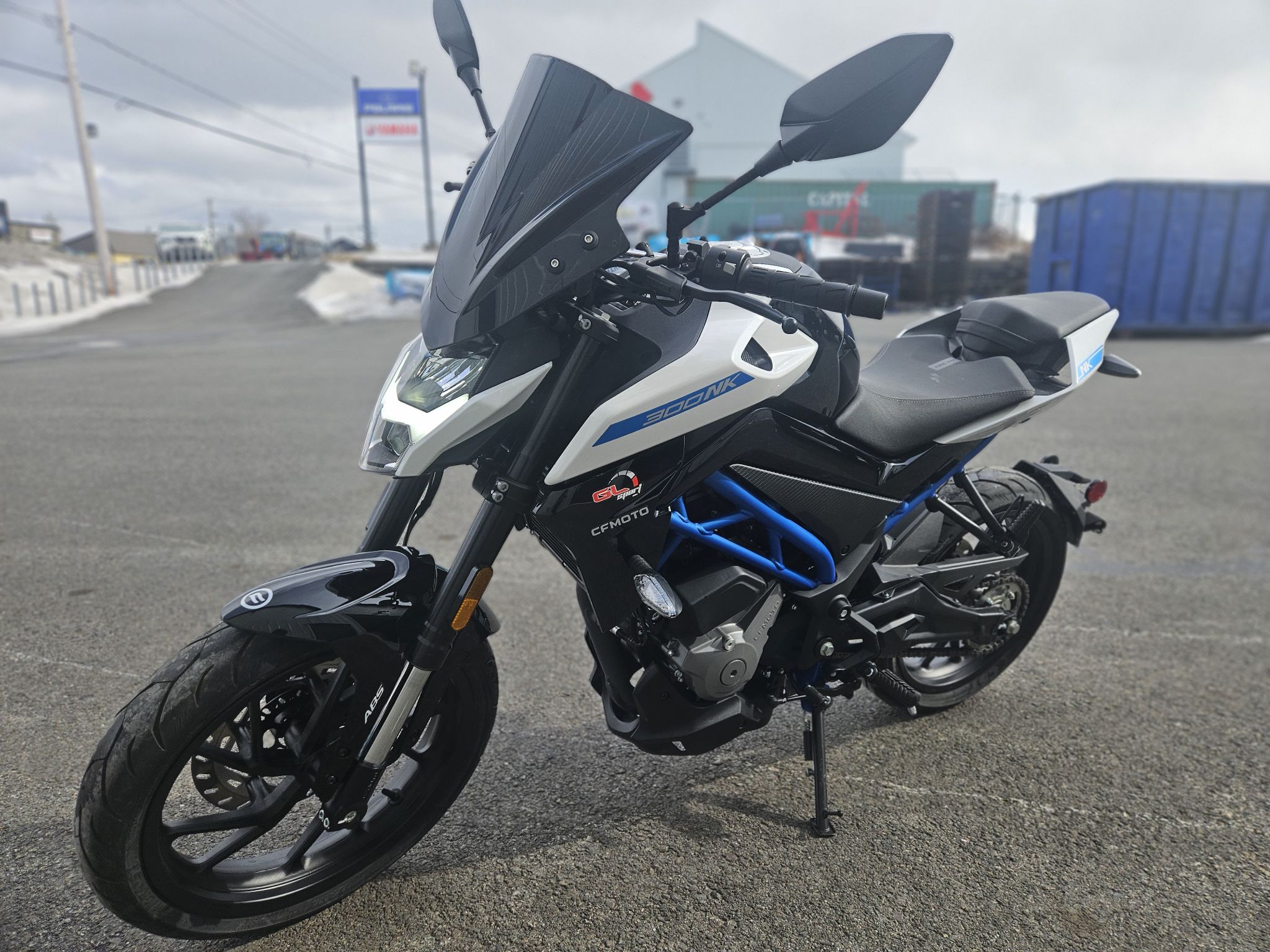 CFMOTO NK 300  2024