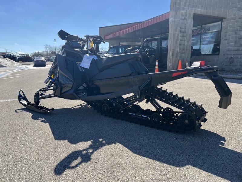 Polaris 850 SWITCHBACK ASSAULT 146  2025