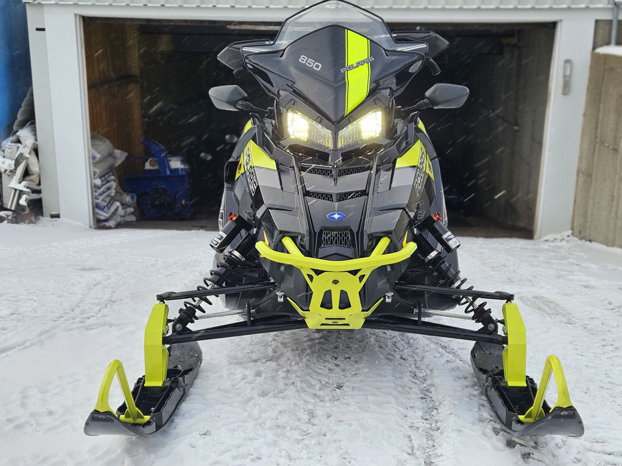 Polaris 850 SWITCHBACK XCR  2019
