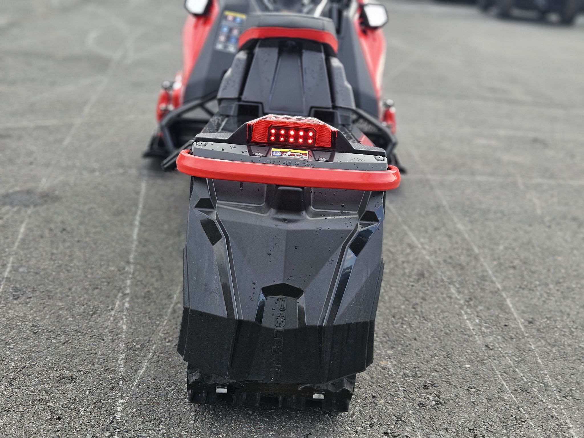 Polaris 9R INDY XCR 136  2025