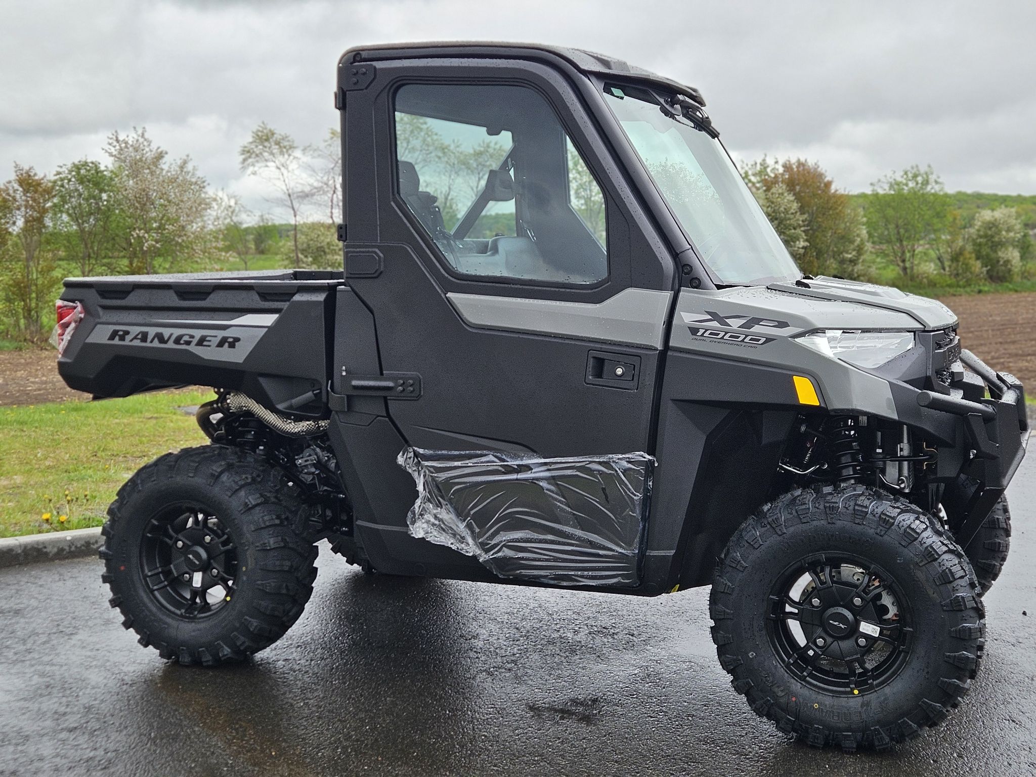 2027 Polaris RANGER XP 1000 CABINE