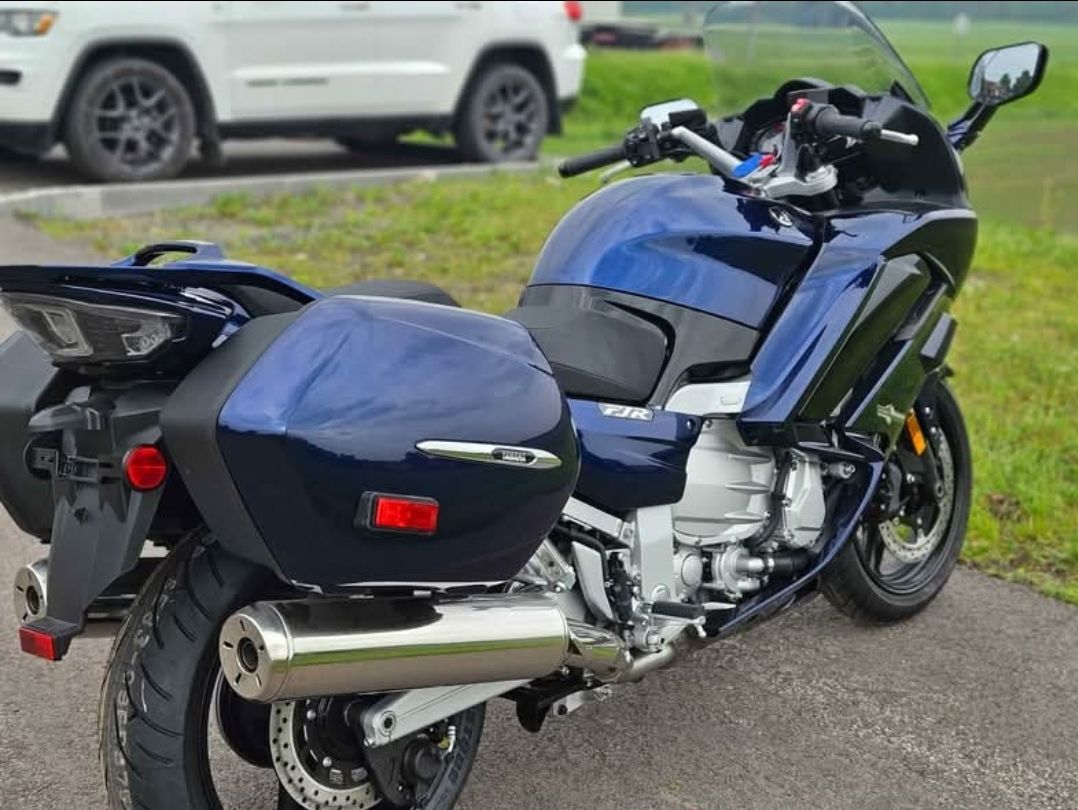 2026 Yamaha FJR1300ES