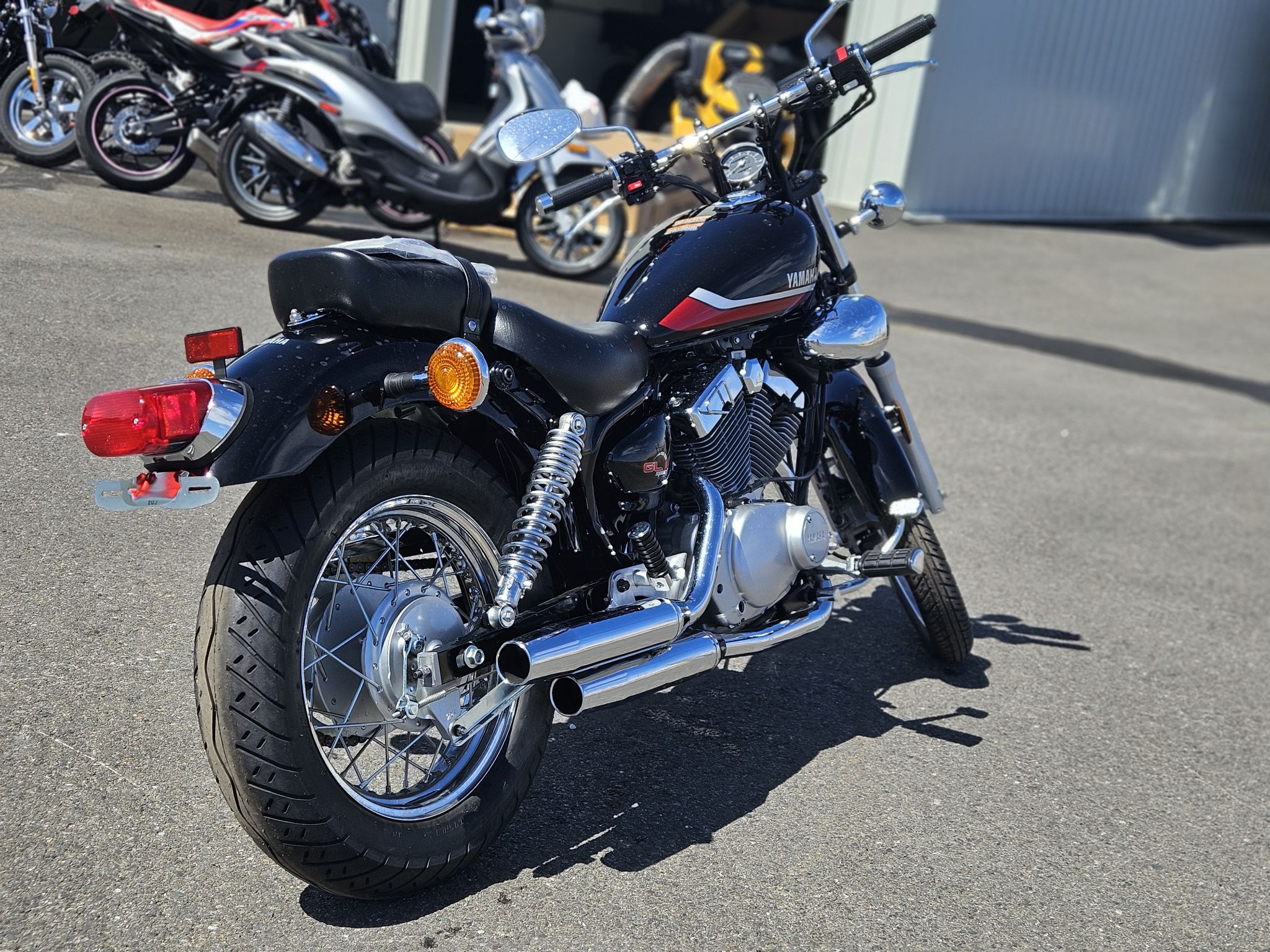 Yamaha V-STAR 250  2025