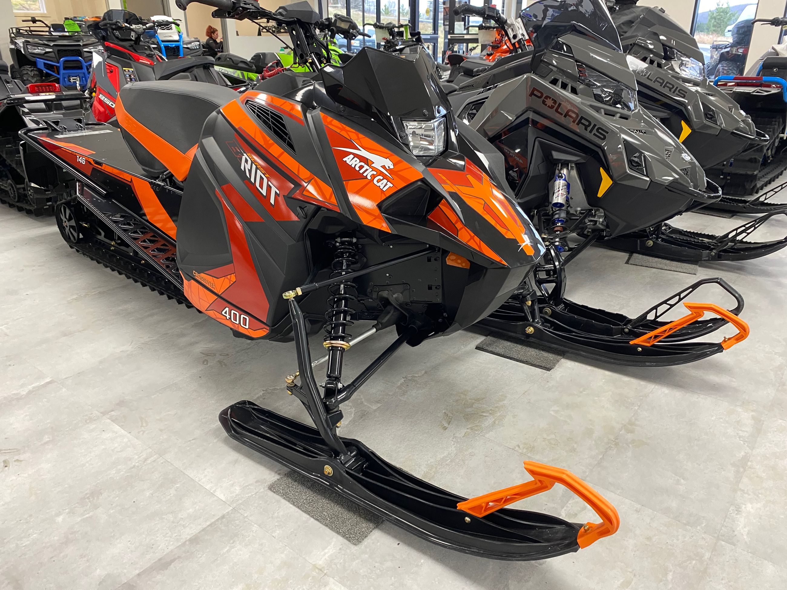 2025 Arctic Cat RIOT CROSSOVER 400 ES 146 1.6''