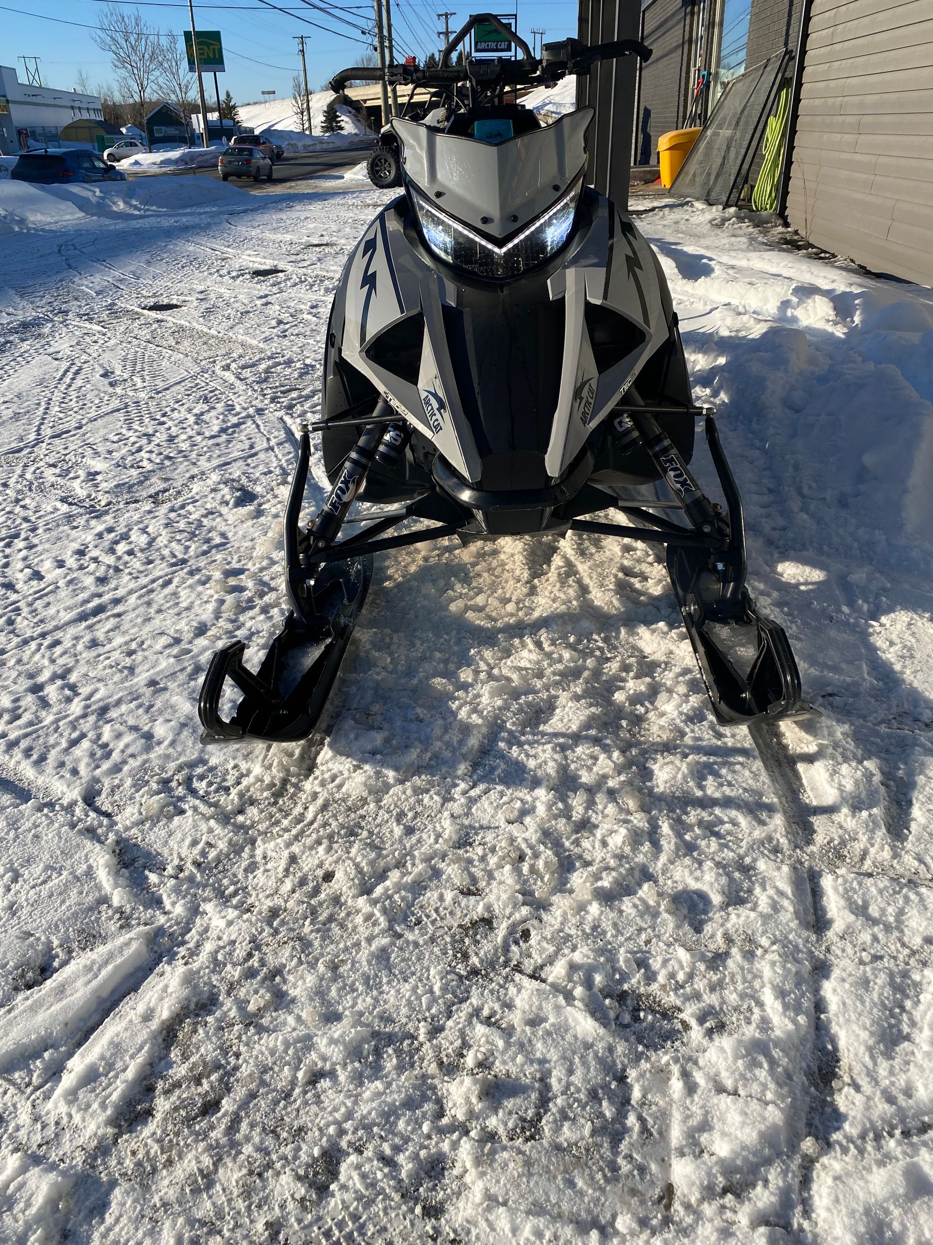 2019 ARCTIC_CAT M8000 MOUNTAIN CAT 153