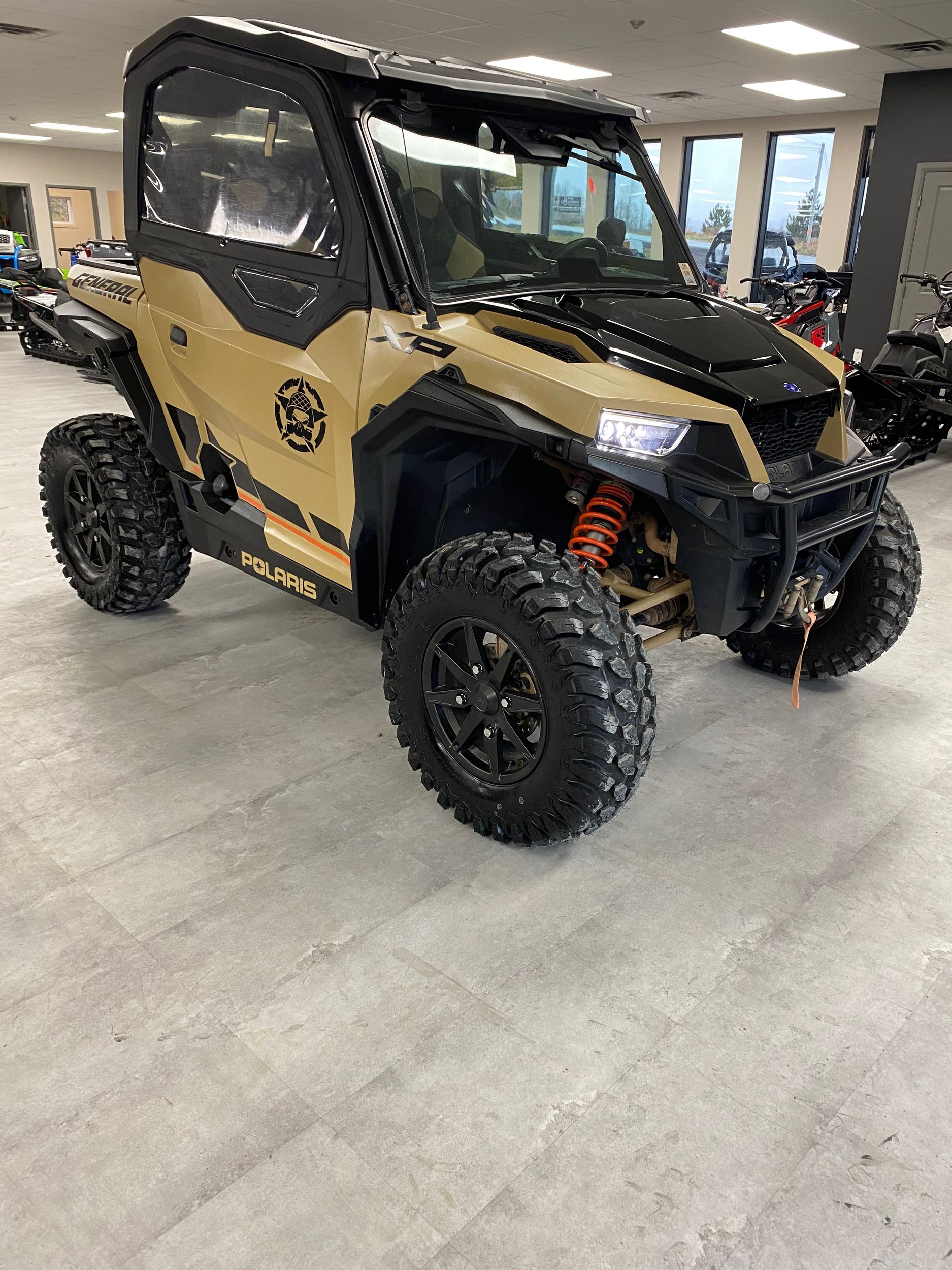 Polaris GENERAL XP1000 DELUXE RIDE COMMAND GPS FULL CAB HEATER WIPER SOUND SYSTEM WINCH NEW TIRES  2021