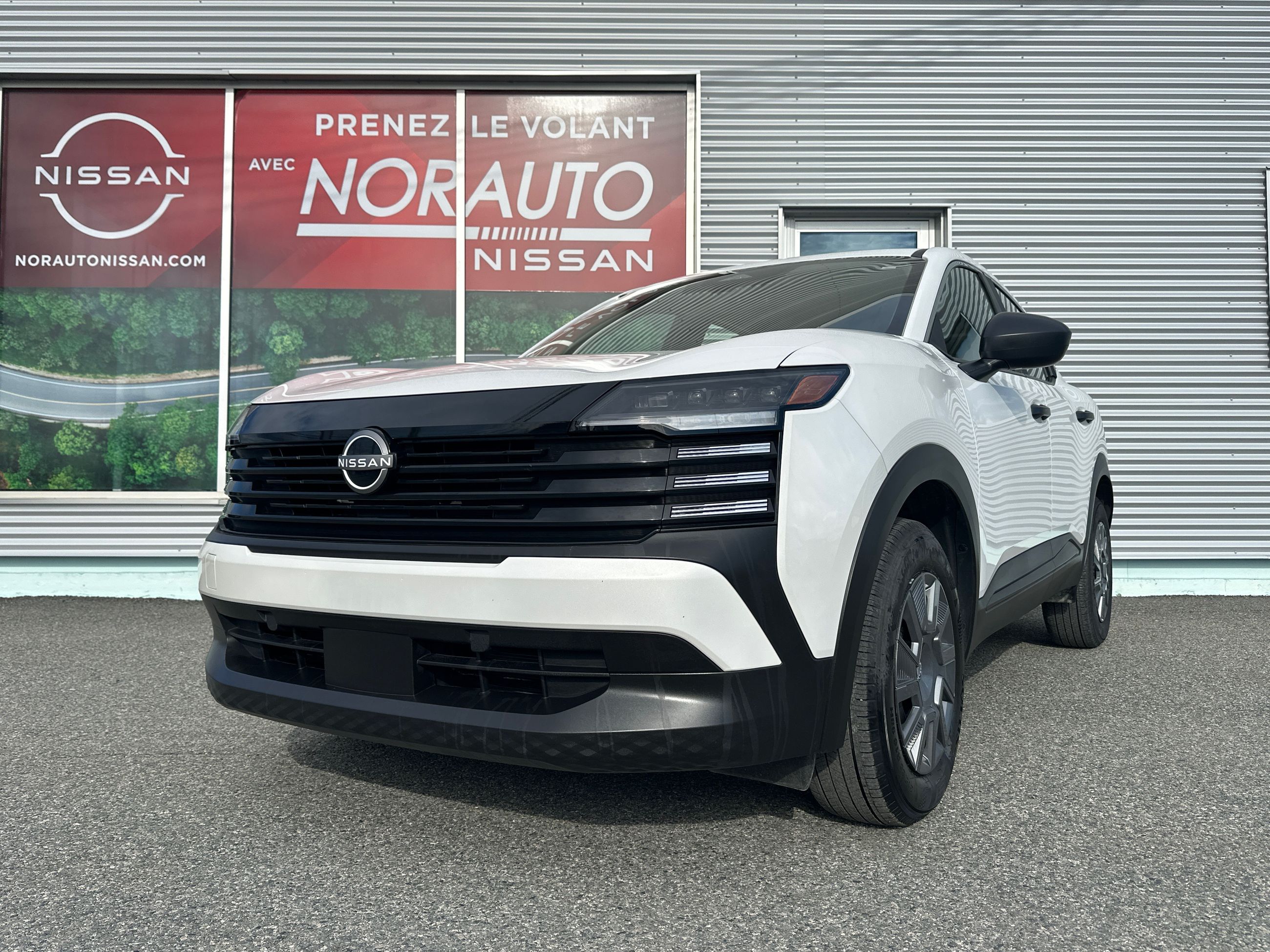 2025 Nissan Kicks S AWD