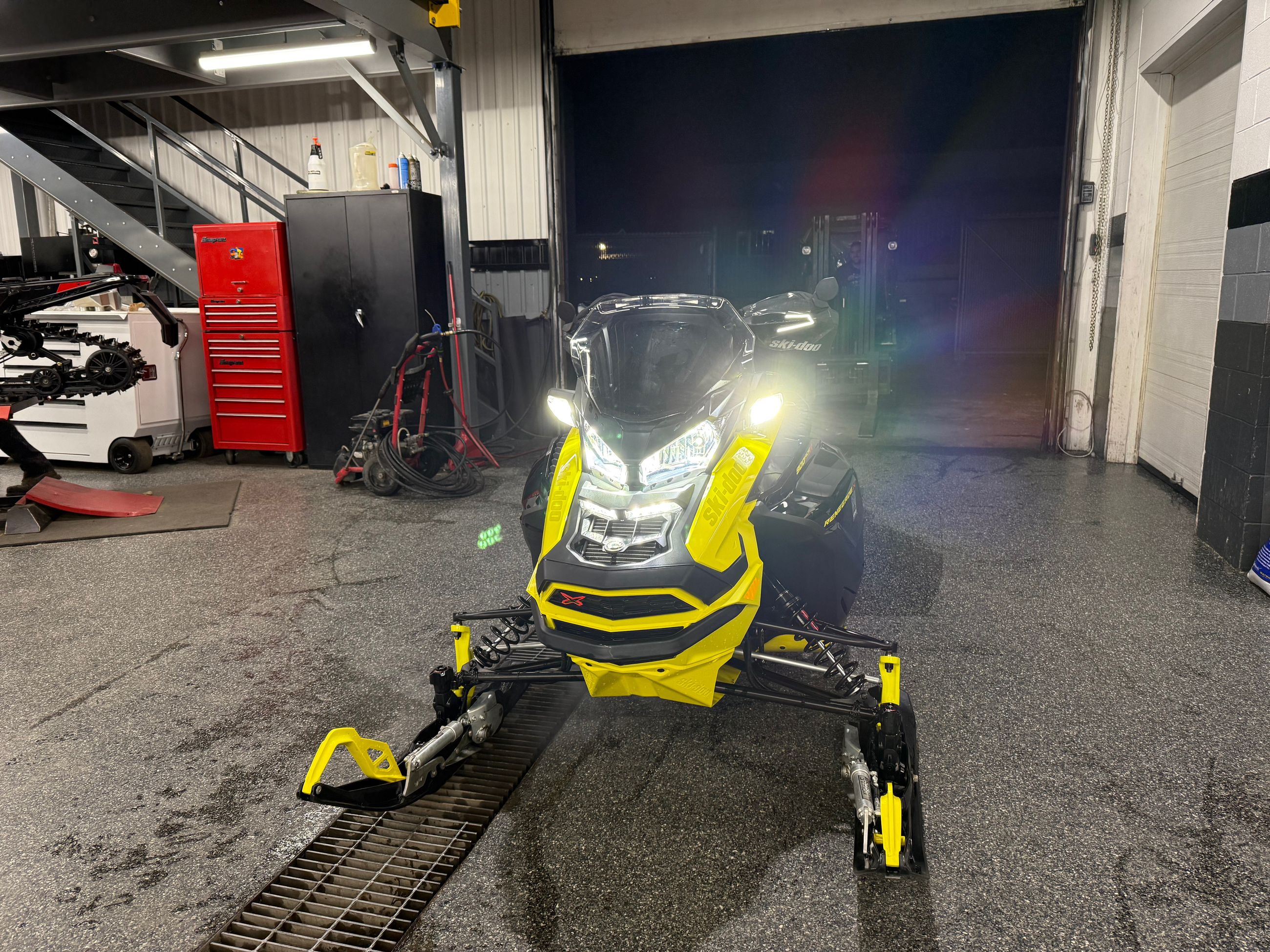 BOMBARDIER SKI DOO Renegade X 900 R TURBO 2022