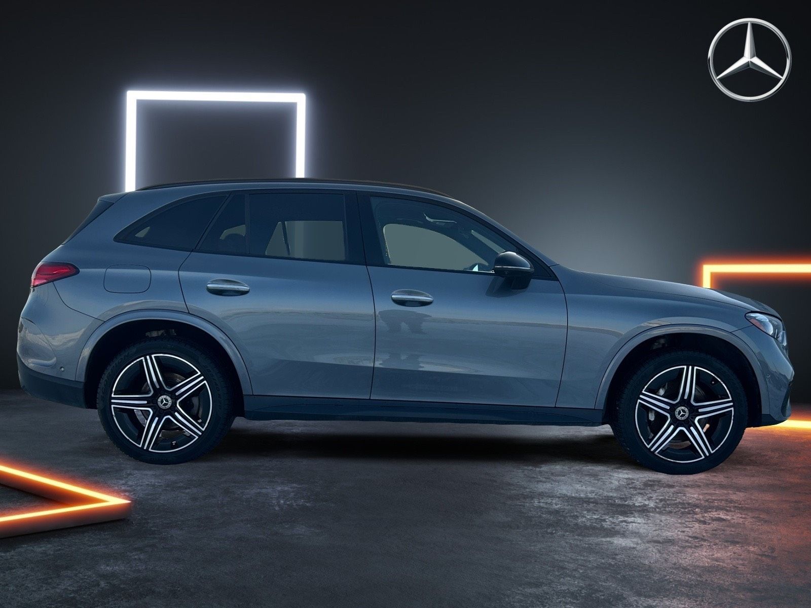 Mercedes-Benz GLC300 4MATIC SUV 2023