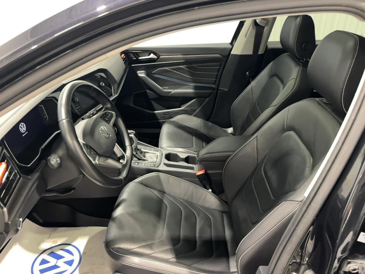 Volkswagen Jetta Highline avec boîte automatique 2023 Volkswagen Jetta Highline avec boîte automatique 2023 à vendre