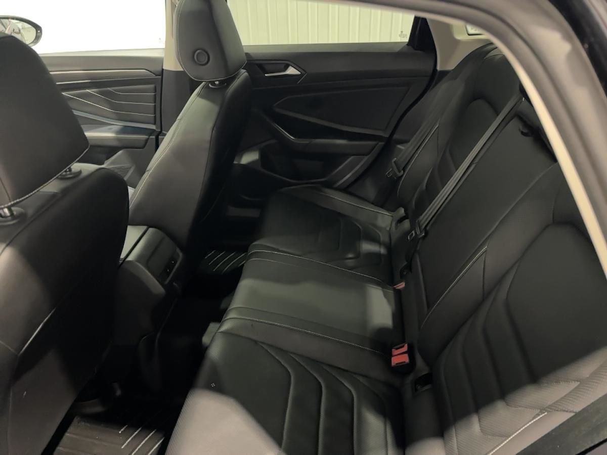 Volkswagen Jetta Highline avec boîte automatique 2023 Volkswagen Jetta Highline avec boîte automatique 2023 à vendre