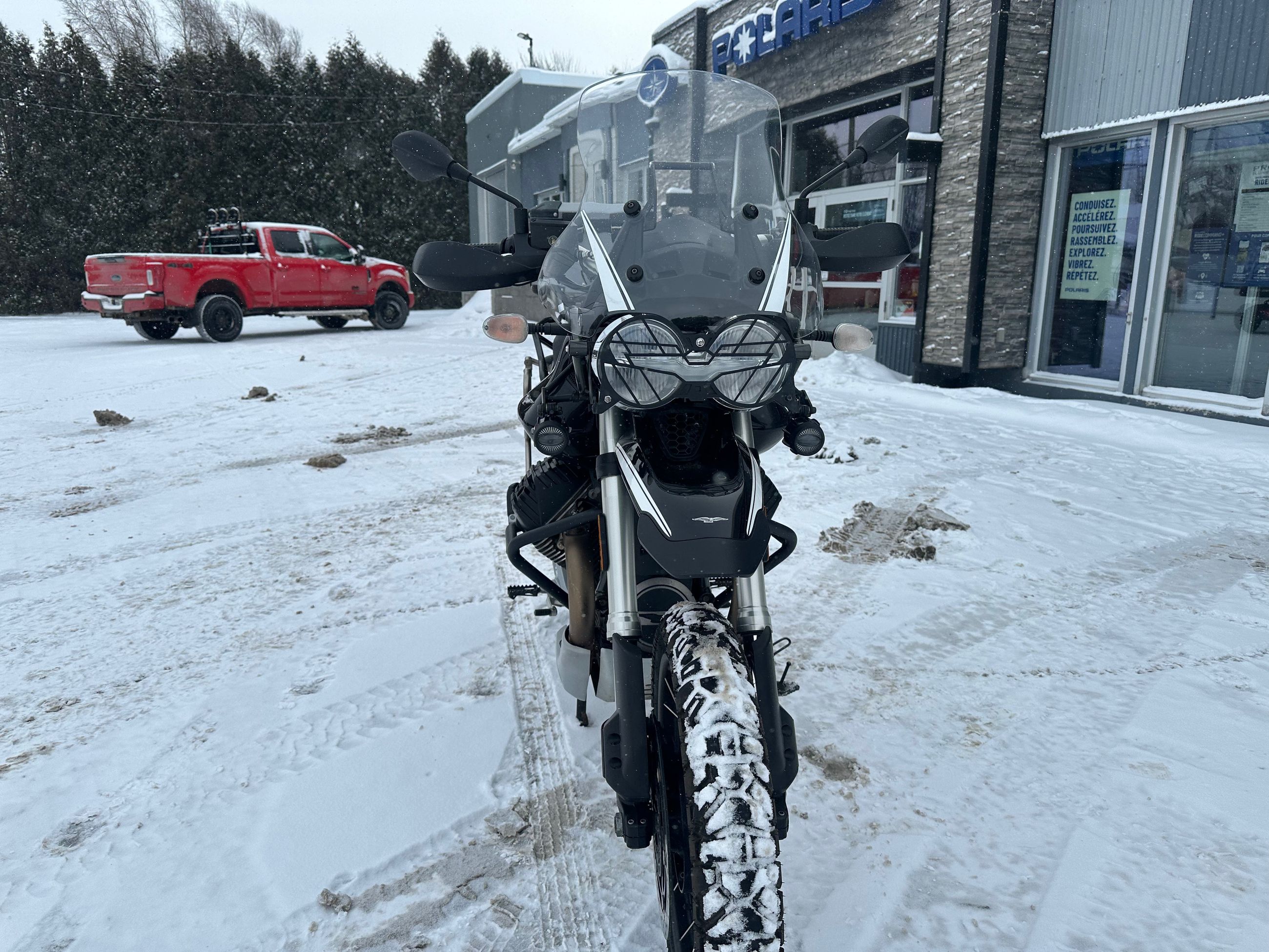 Moto Guzzi V85 TT ADV GUARDIA  2023