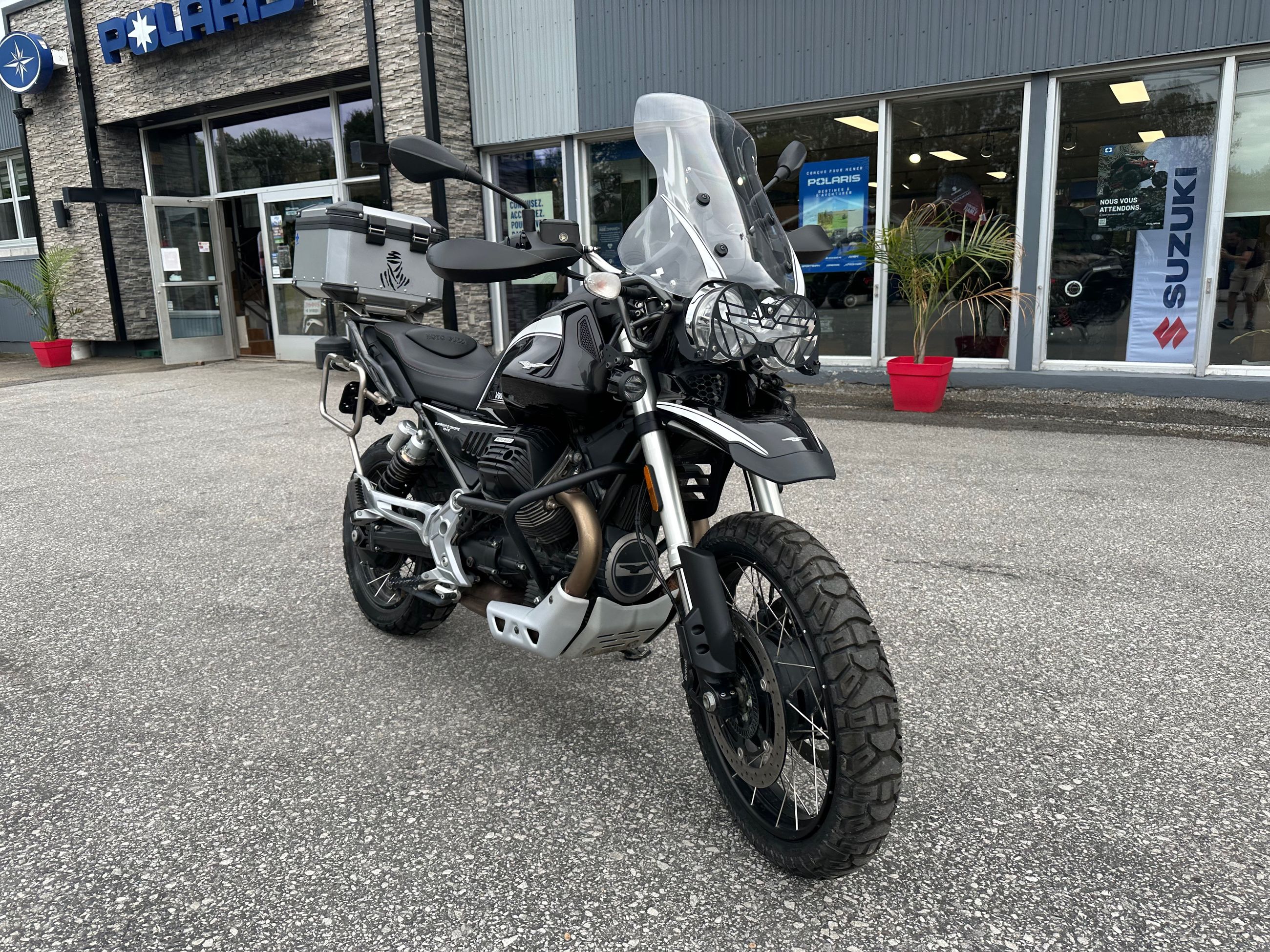 Moto Guzzi V85 TT ADV GUARDIA  2023