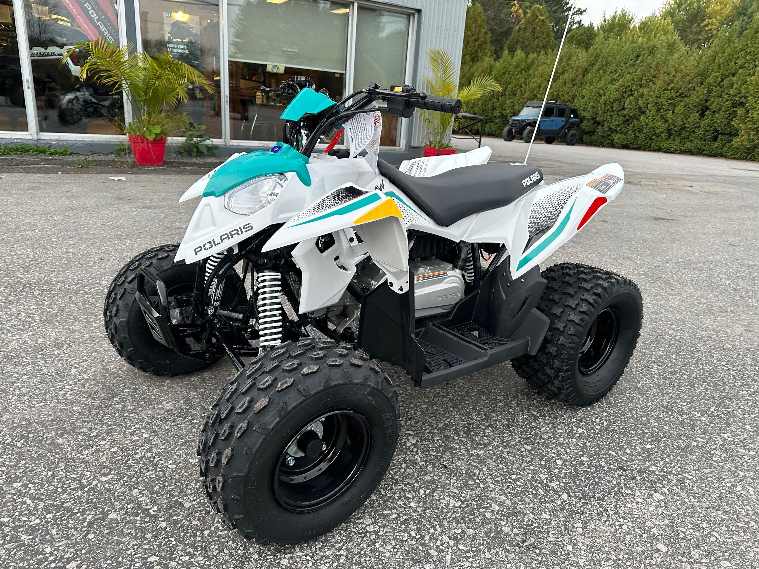 Polaris Outlaw 110 EFI  2025