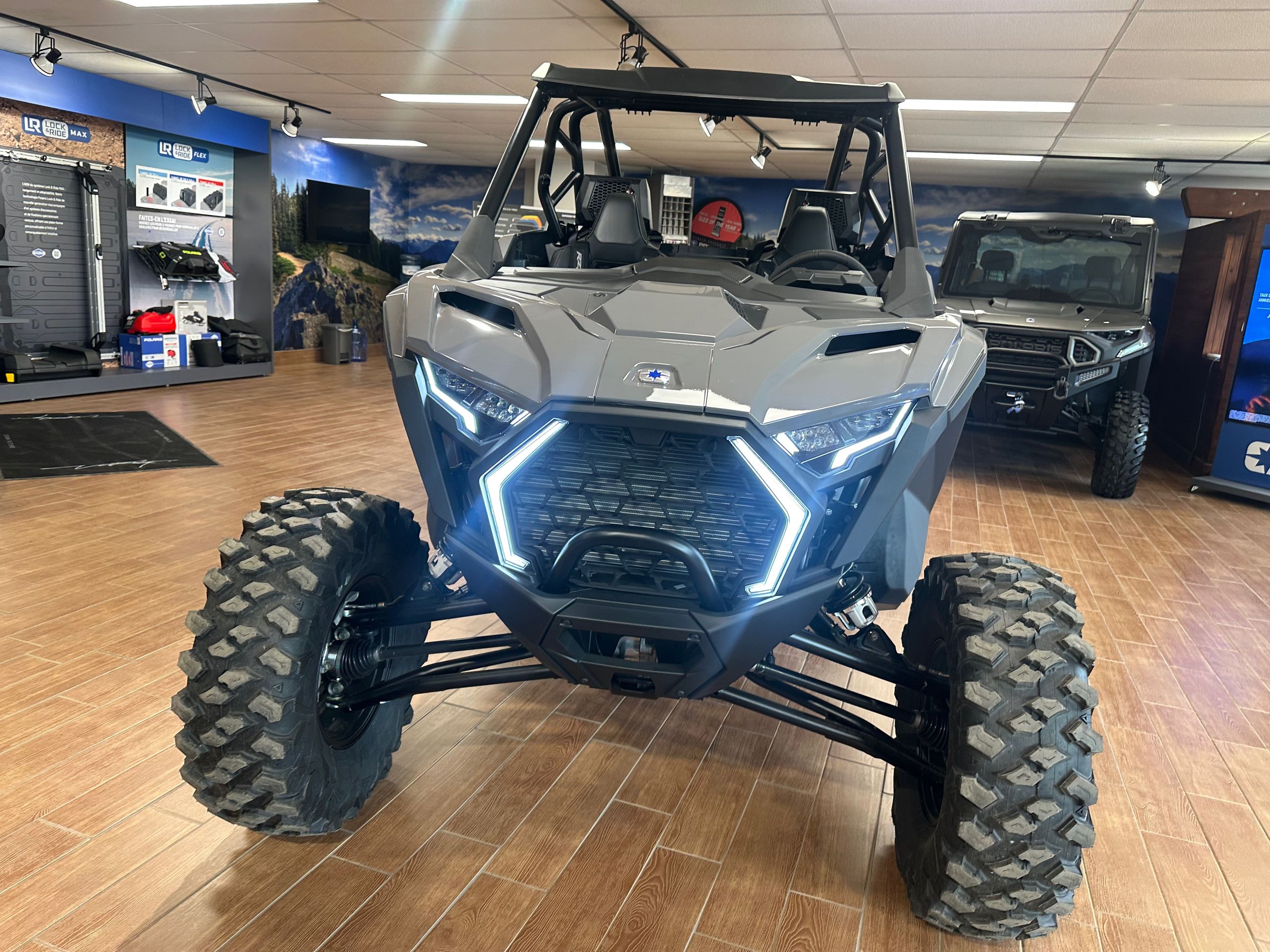 2026 Polaris RZR Pro XP Ultimate Dynamix suspension