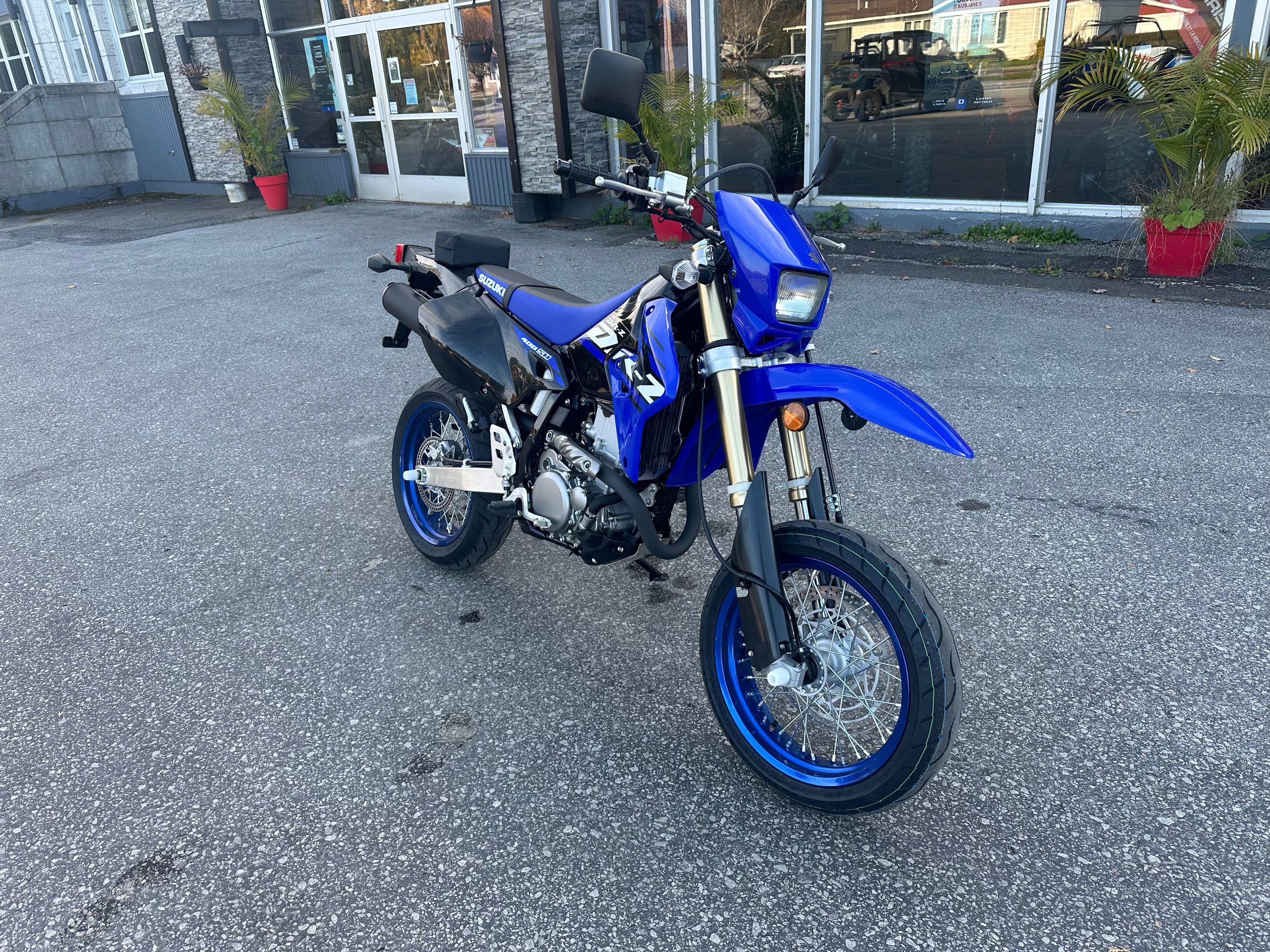 2024 Suzuki DR-400SM 600$ de rabais