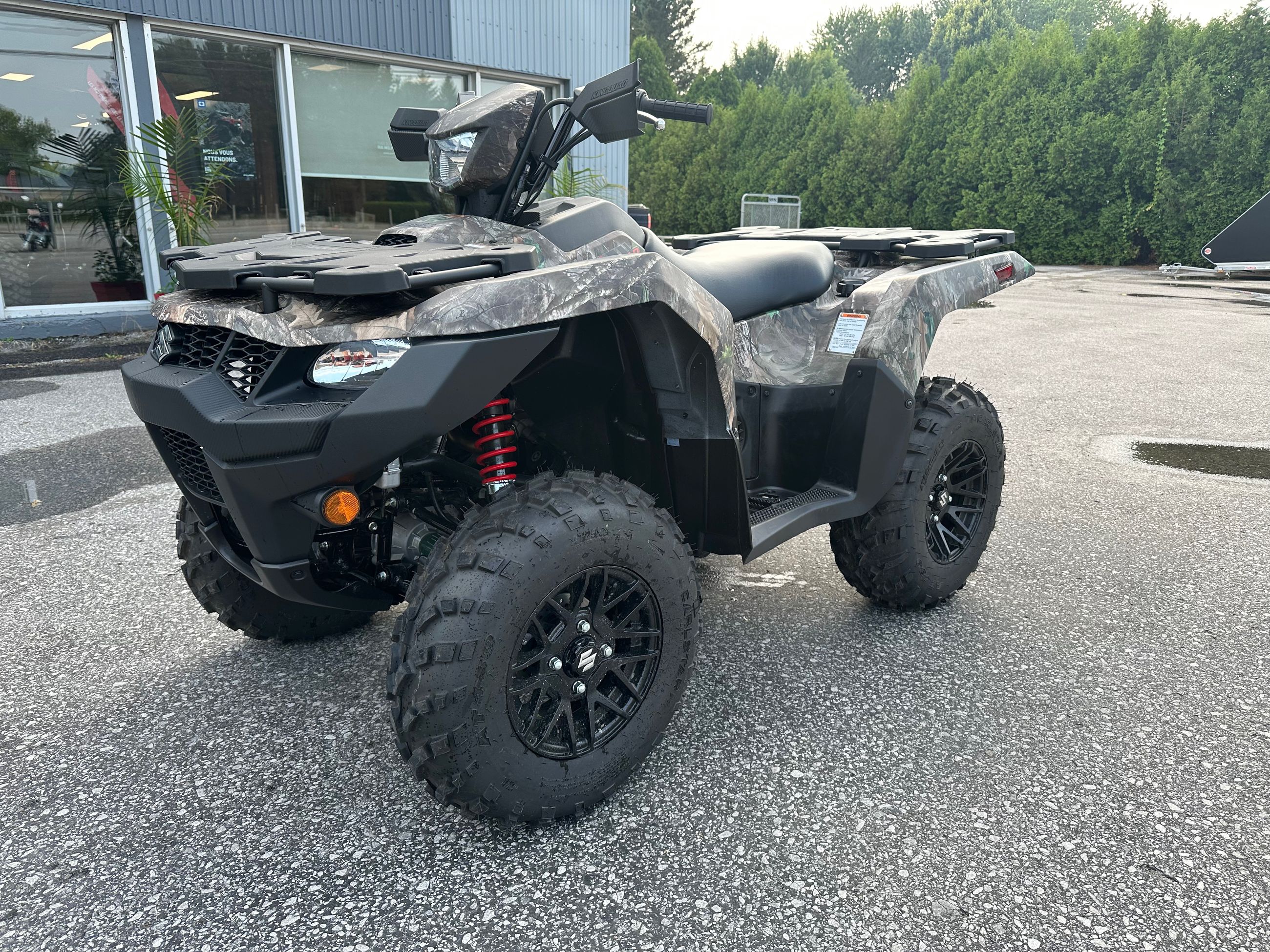 Suzuki KINGQUAD 500XPZ 1000$ de rabais et 3 ans de garantie 2025