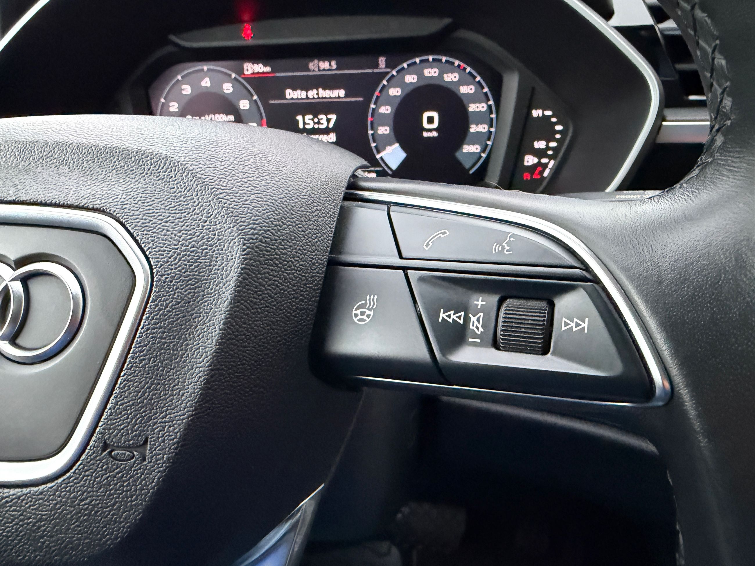 Audi Q3 Komfort 45 2022-25