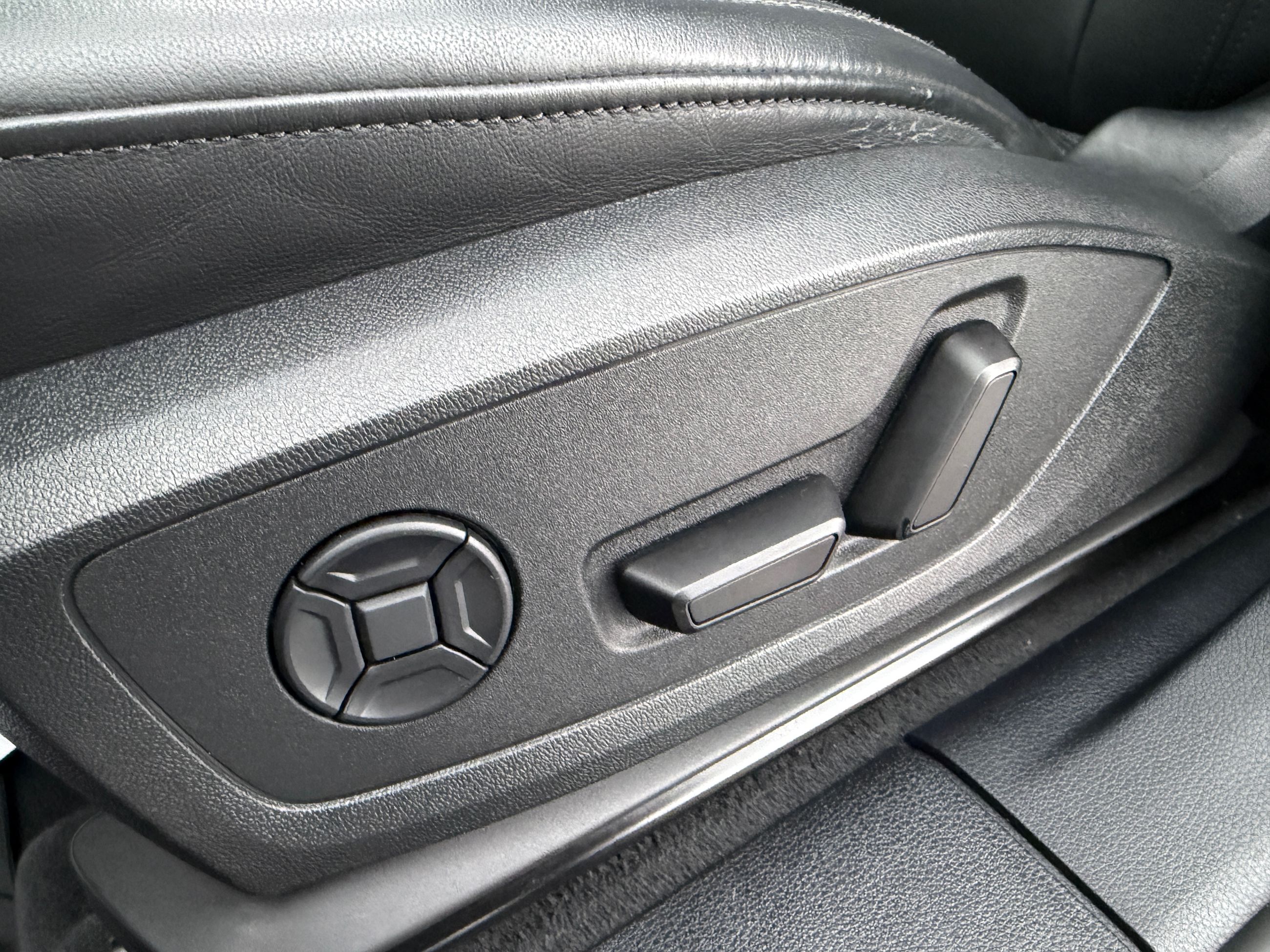 Audi Q3 Komfort 45 2022-16