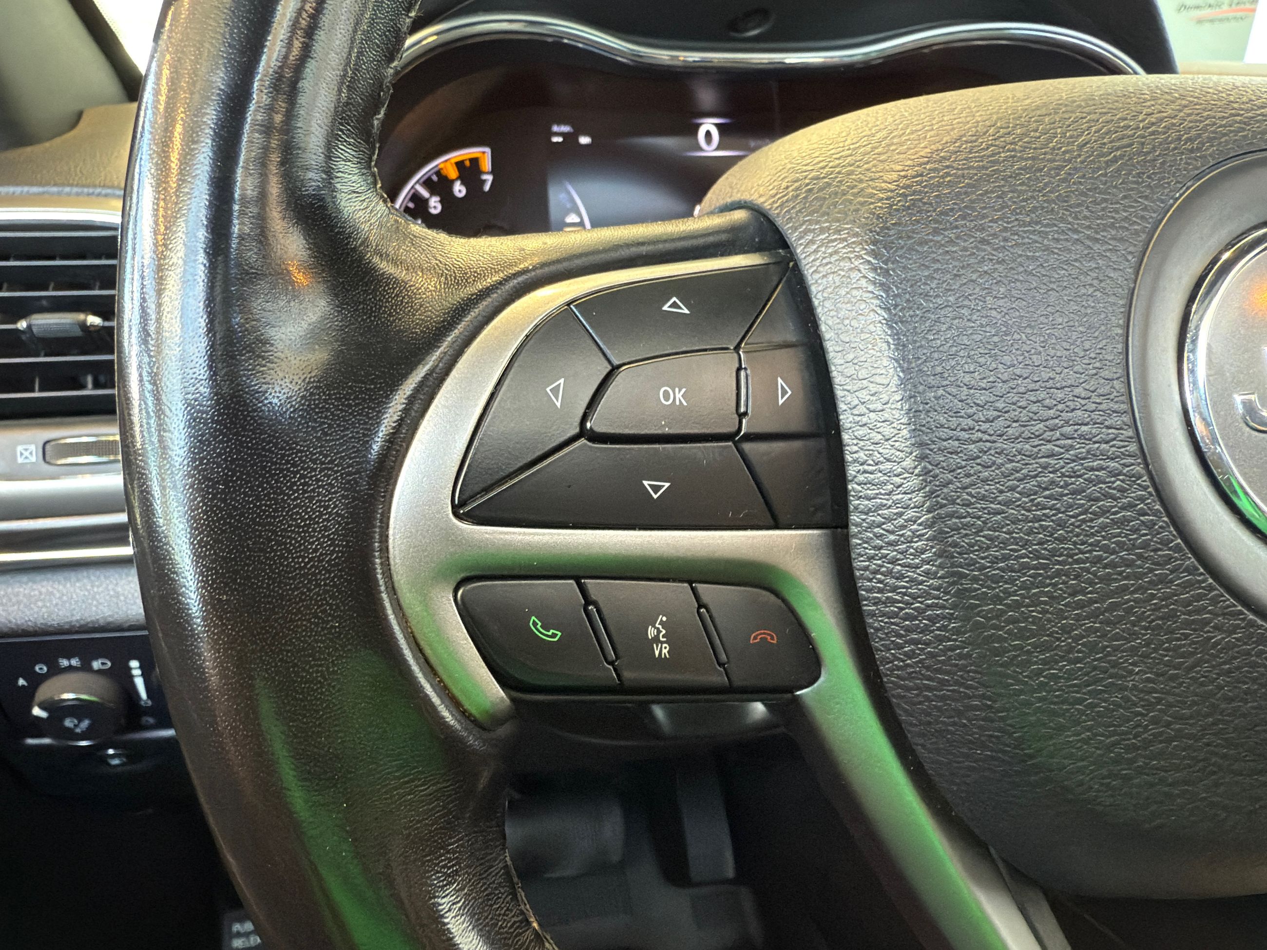 Jeep Grand Cherokee Limited 2019-17