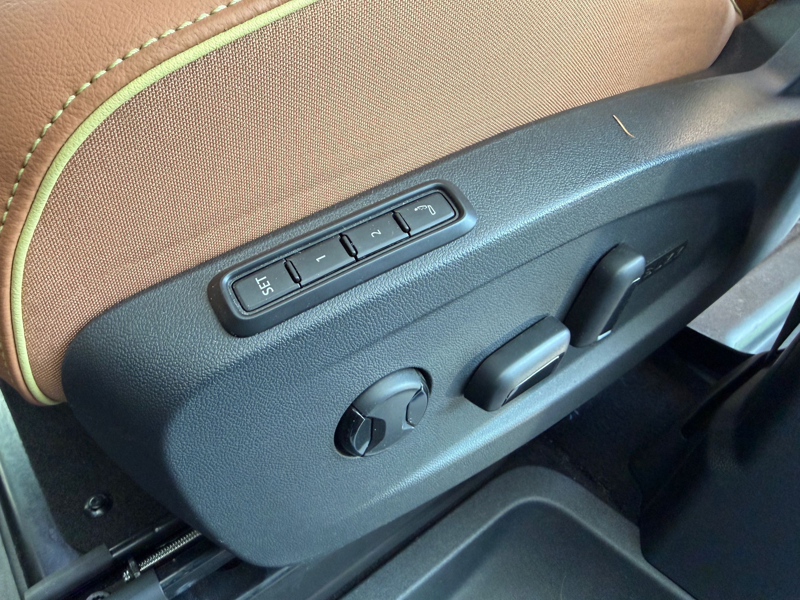 Volkswagen ID. Buzz 1st Edition 2025-16