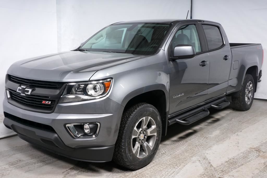 New 2018 Chevrolet Colorado Z71 Crew Cab Satin Steel Grey