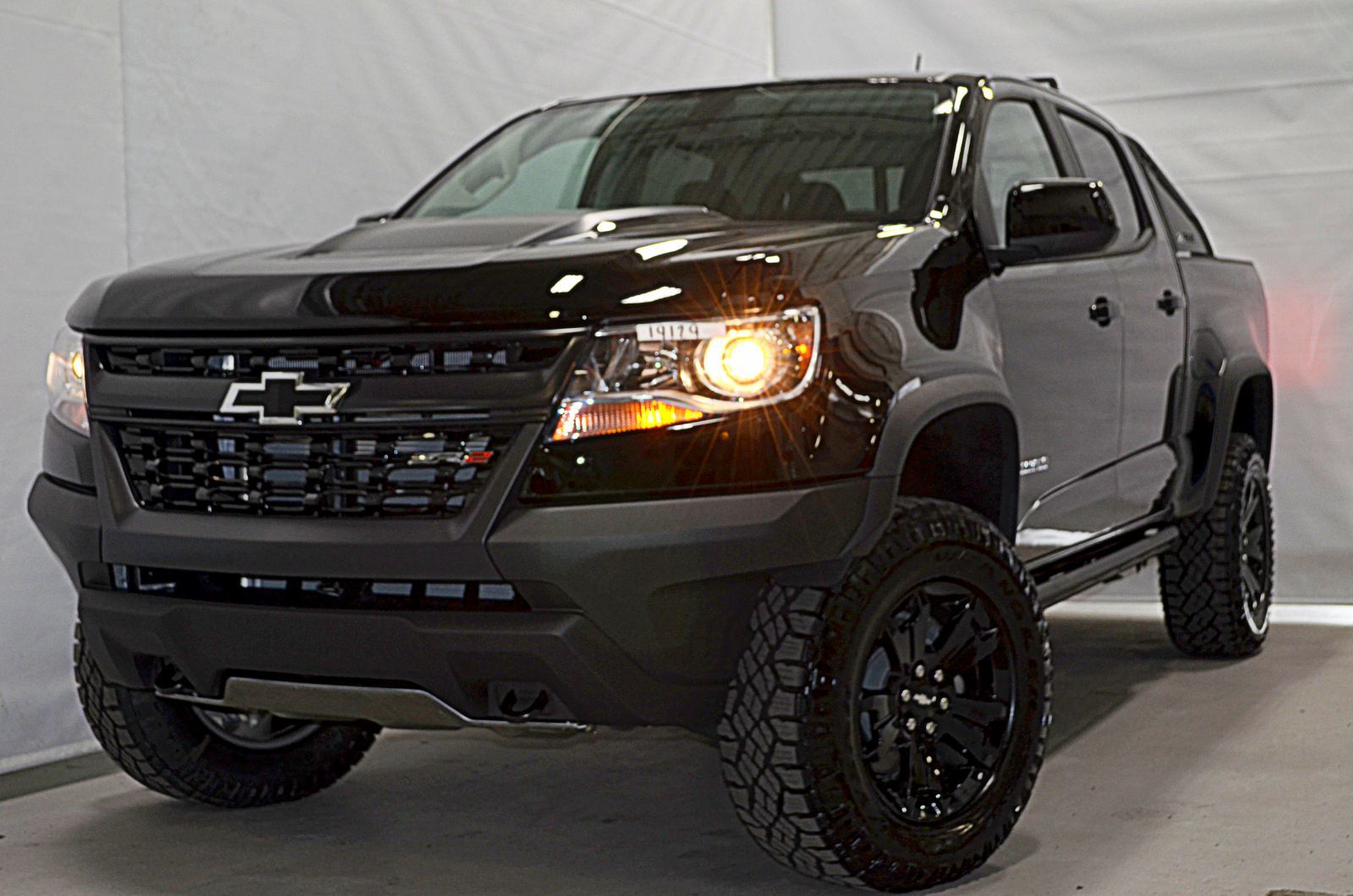 New 2019 Chevrolet Colorado Zr2 Crew Cab Black 53275 0